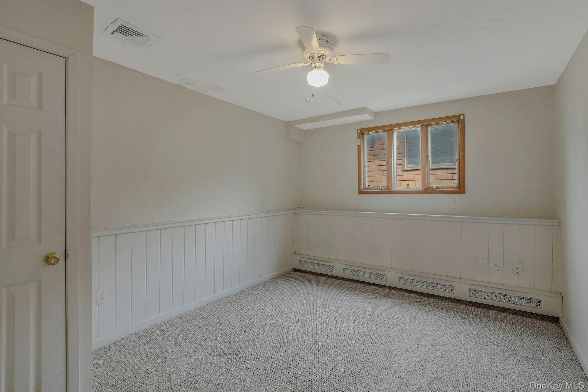 #14 photo, 43 Floyd Place, ناسو East Norwich , NY 11732