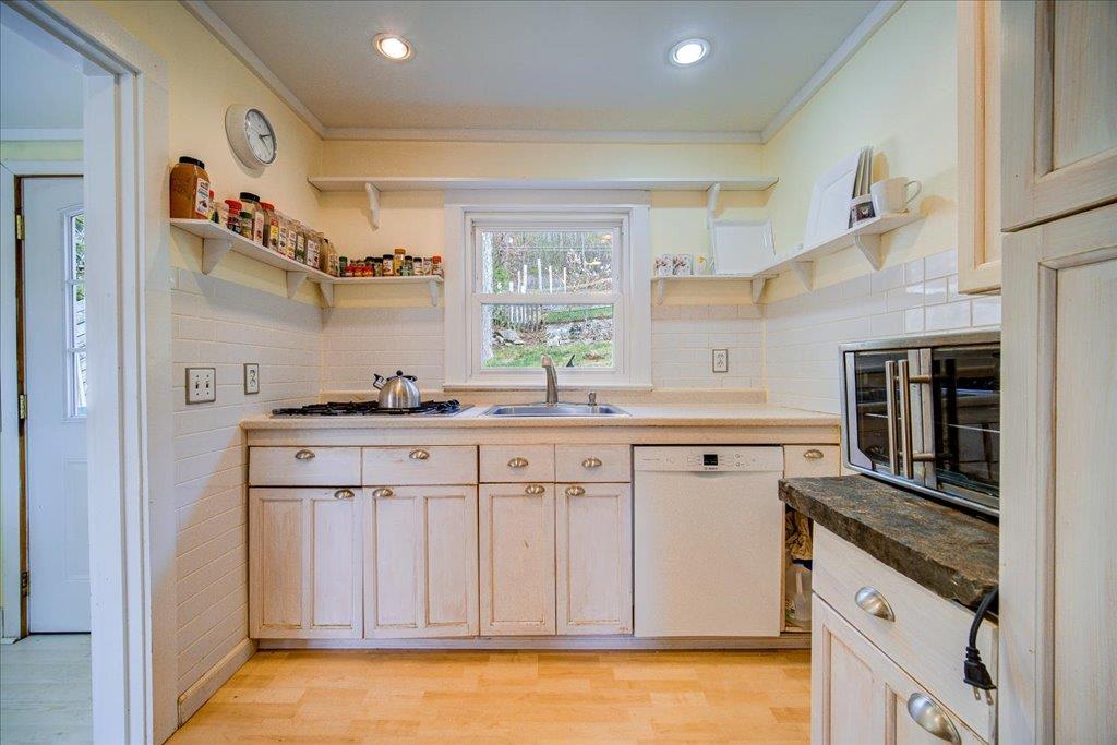 #20 photo, 21 Lake Claire Drive, Middletown , NY 10940