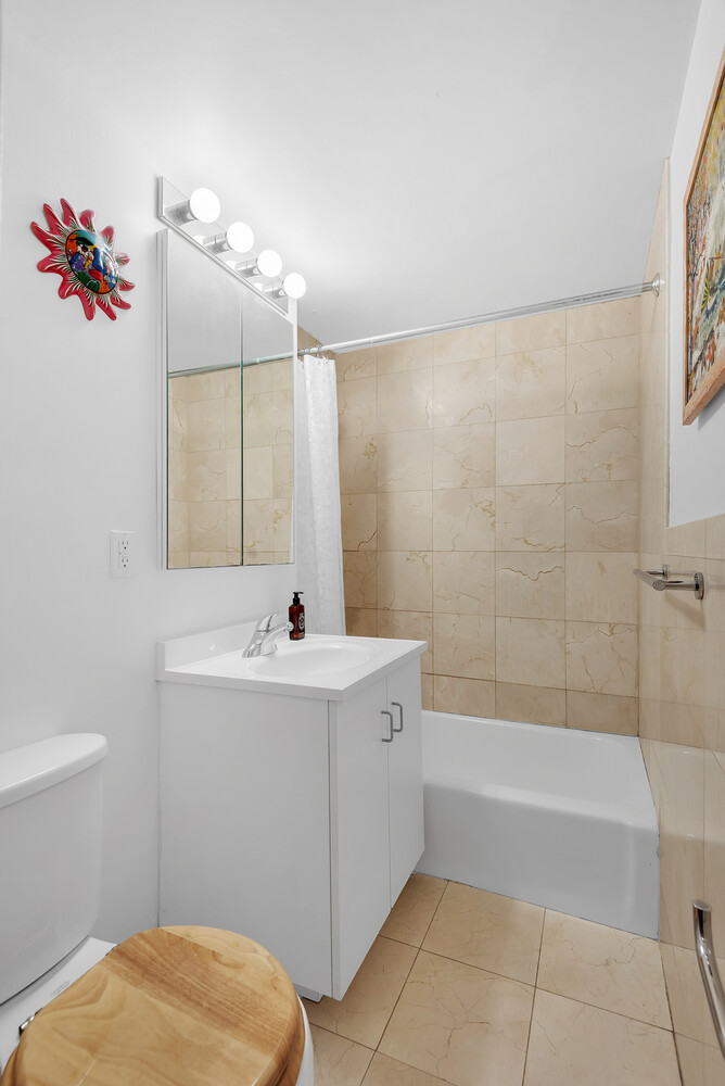 #7 photo, 304 W 88TH Street, マンハッタン Upper West Side , NY 10024