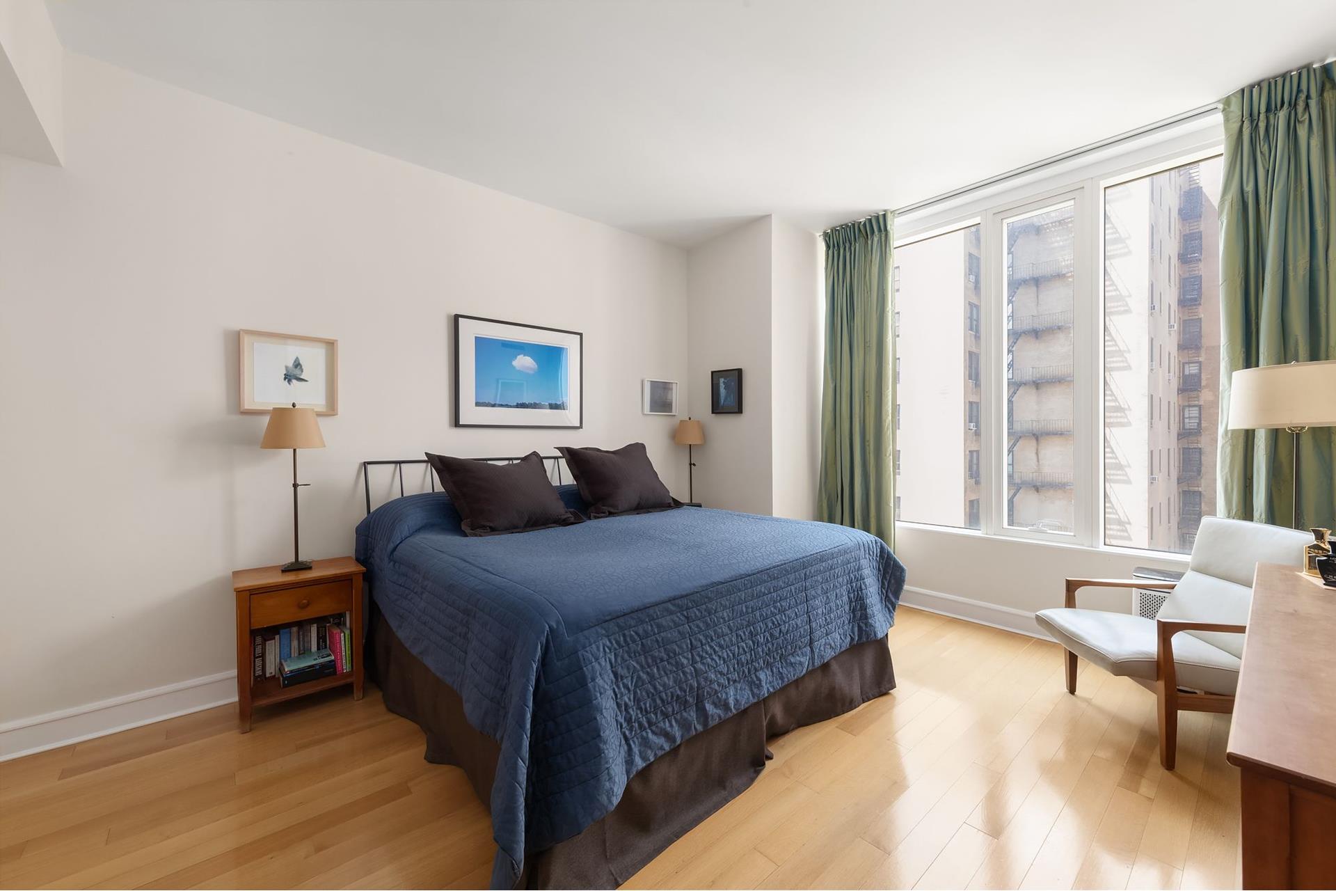 #7 photo, 245 W 99TH Street, マンハッタン Upper West Side , NY 10025