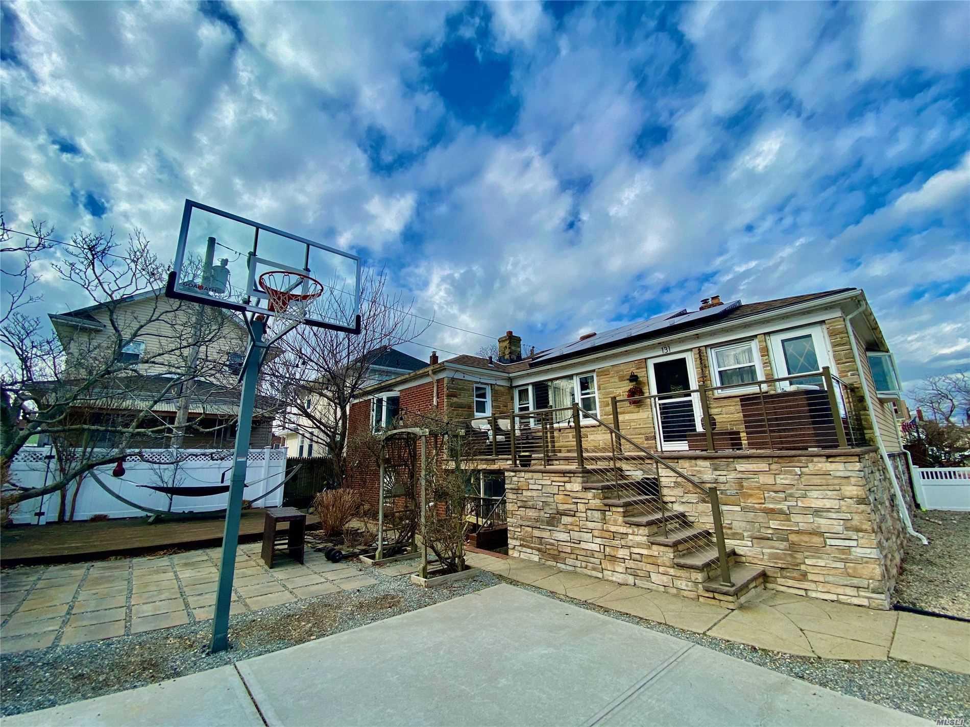 #1 photo, 131 Taft Avenue, ناسو Long Beach , NY 11561