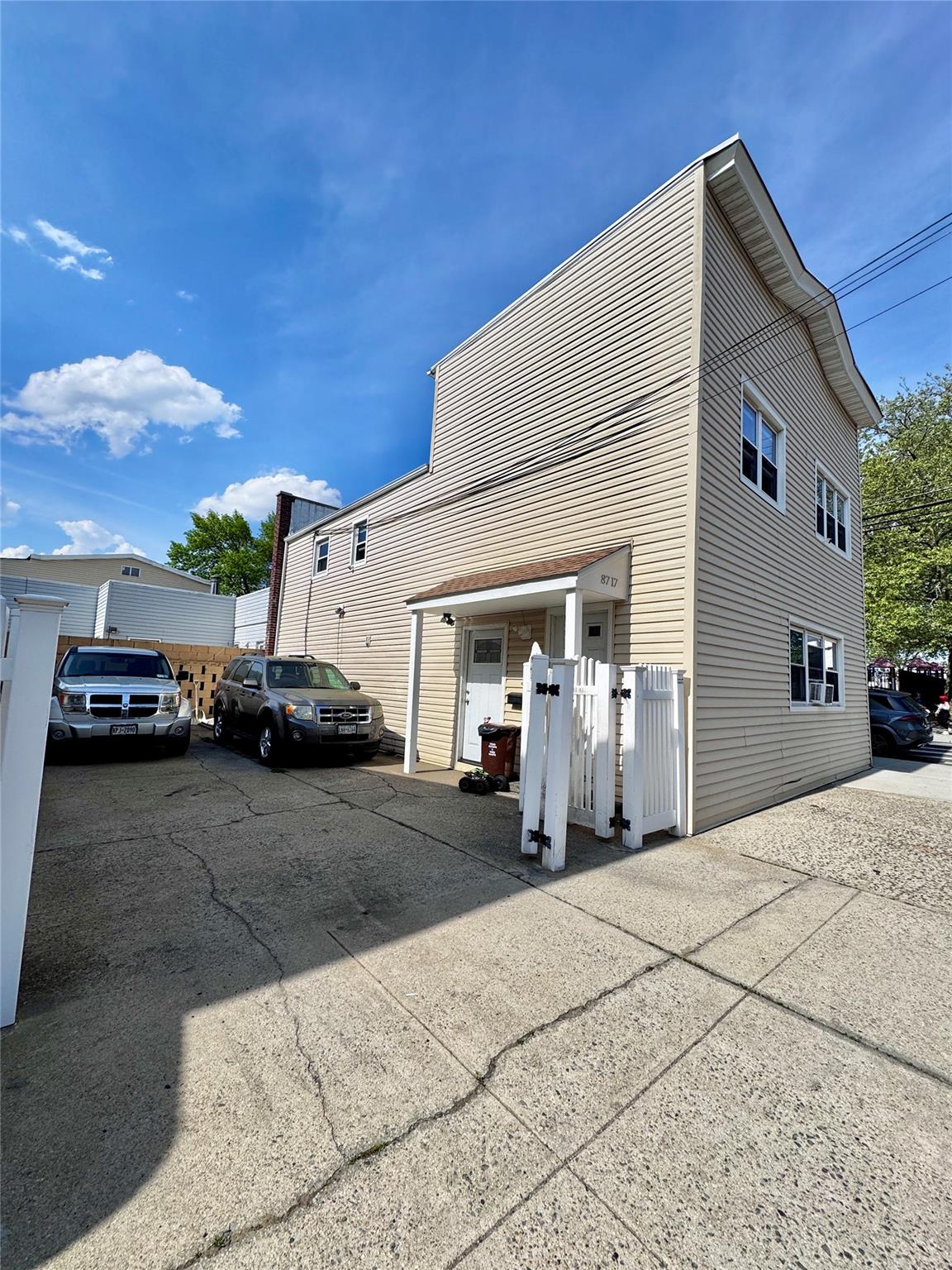 #12 photo, 87-17 95th Ave, クイーンズ区 Ozone Park , NY 11416