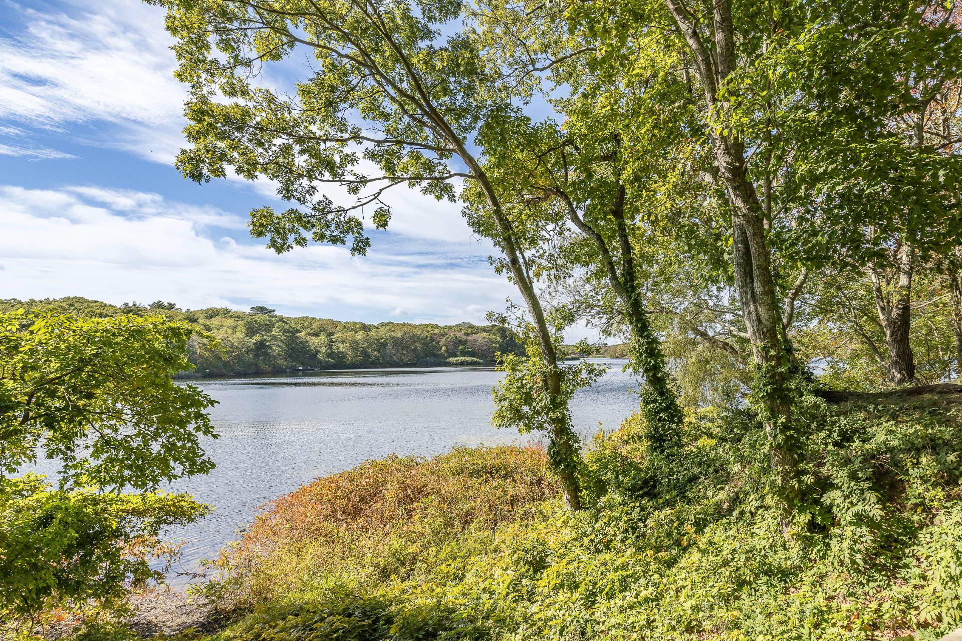 #11 photo, 18-19-22 Lake Side Drive, サフォーク郡 Southampton , NY 11968