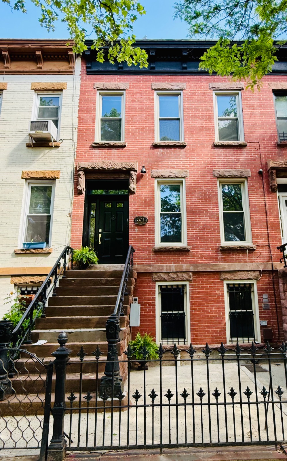 #1 photo, 571 Macdonough Street, #2, ブルックリン区 Bedford-Stuyvesant , NY 11233
