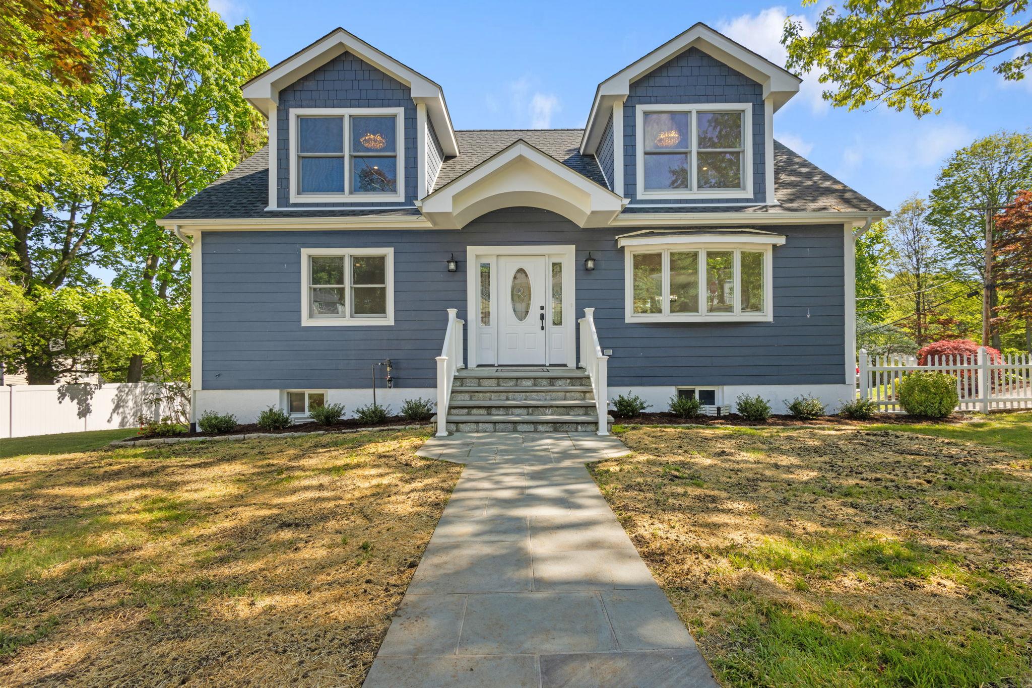 #1 photo, 113 Walter Avenue, Thornwood , NY 10594