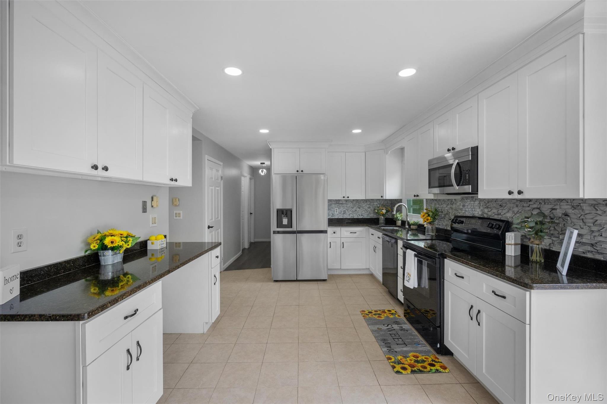 #4 photo, 122 Susan Drive, Poughquag , NY 12570