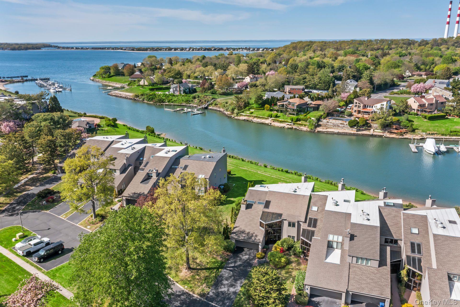 #12 photo, 6 Lady Jane's Way, サフォーク郡 Northport , NY 11768