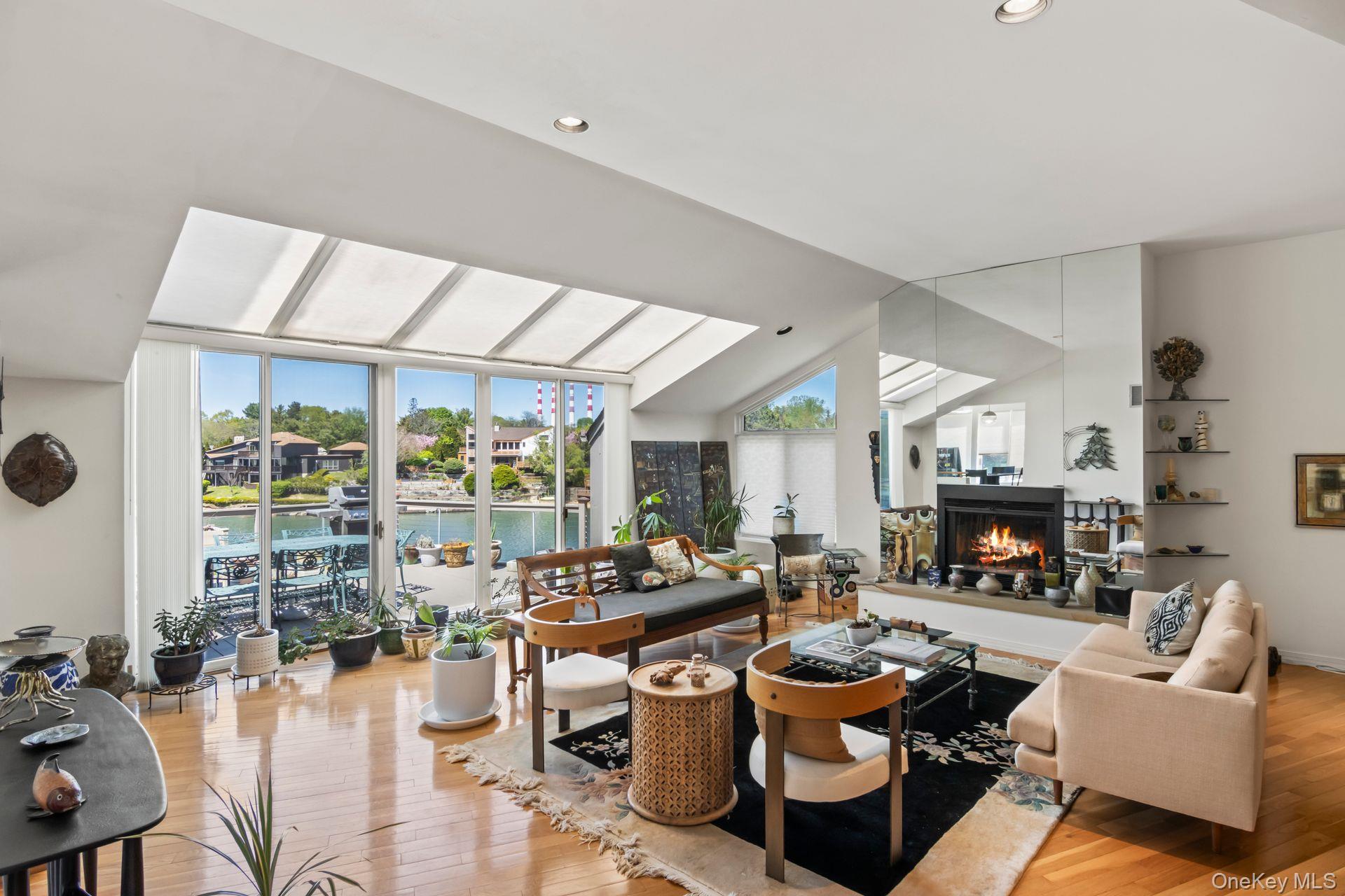 #14 photo, 6 Lady Jane's Way, サフォーク郡 Northport , NY 11768