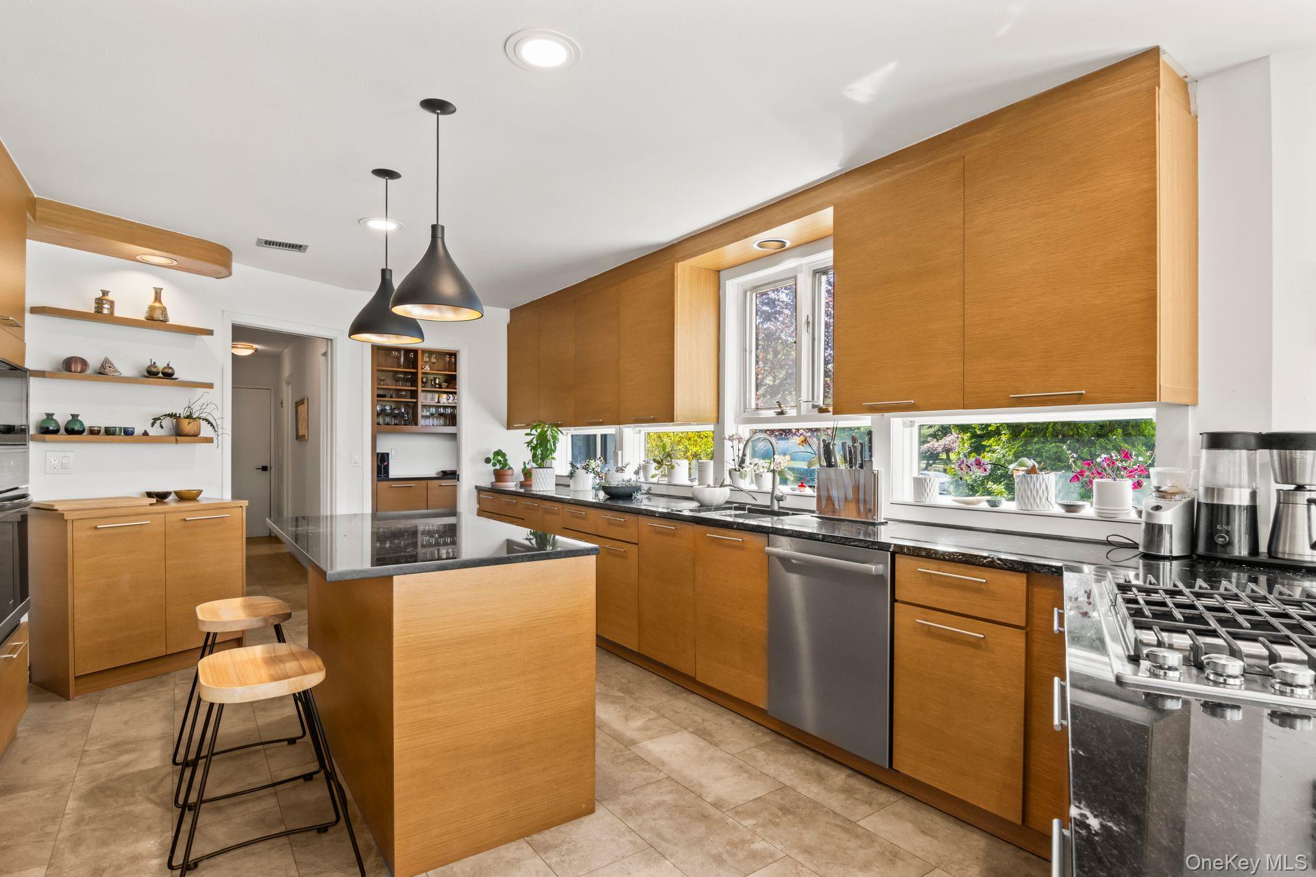 #18 photo, 6 Lady Jane's Way, サフォーク郡 Northport , NY 11768