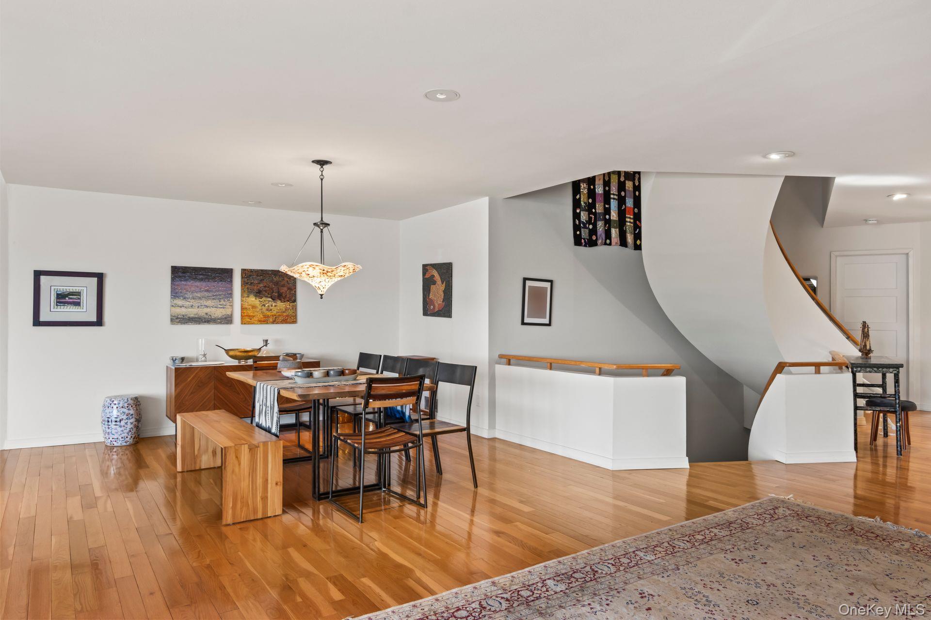 #9 photo, 6 Lady Jane's Way, サフォーク郡 Northport , NY 11768