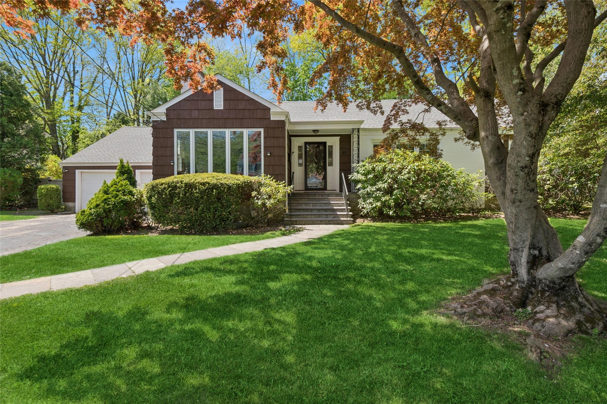 #1 photo, 45 Richbell Road, White Plains , NY 10605