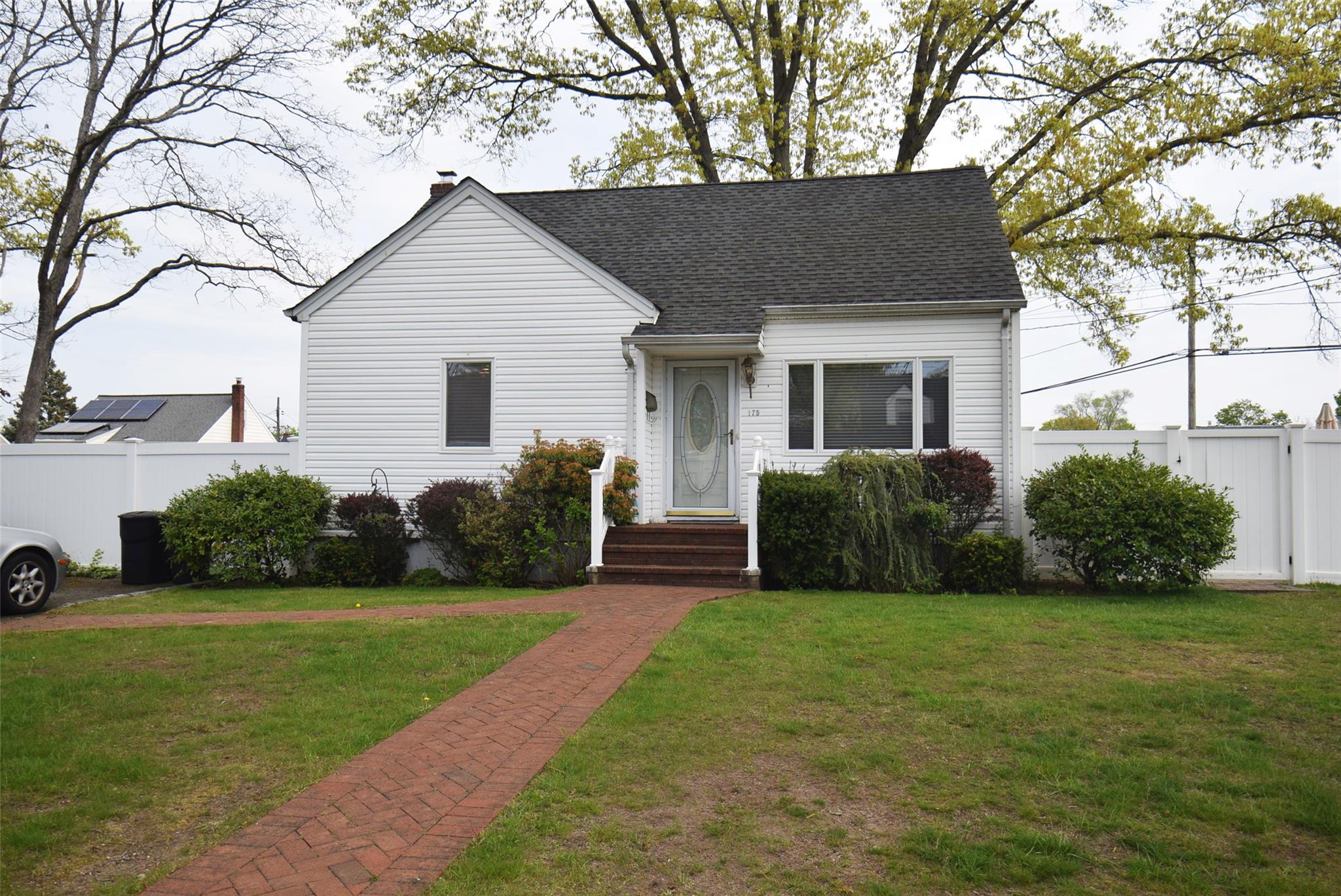 #1 photo, 175 27th Street, Copiague , NY 11726