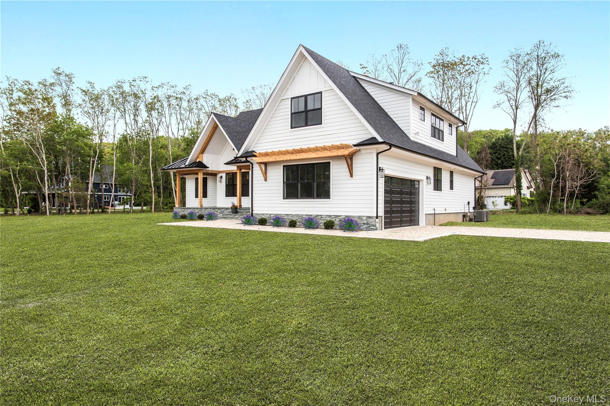 #2 photo, 33 Lagoon Court, サフォーク郡 South Jamesport , NY 11901