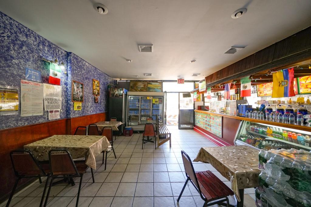 #8 photo, 324 Suydam Street, ブルックリン区 Brooklyn , NY 11237