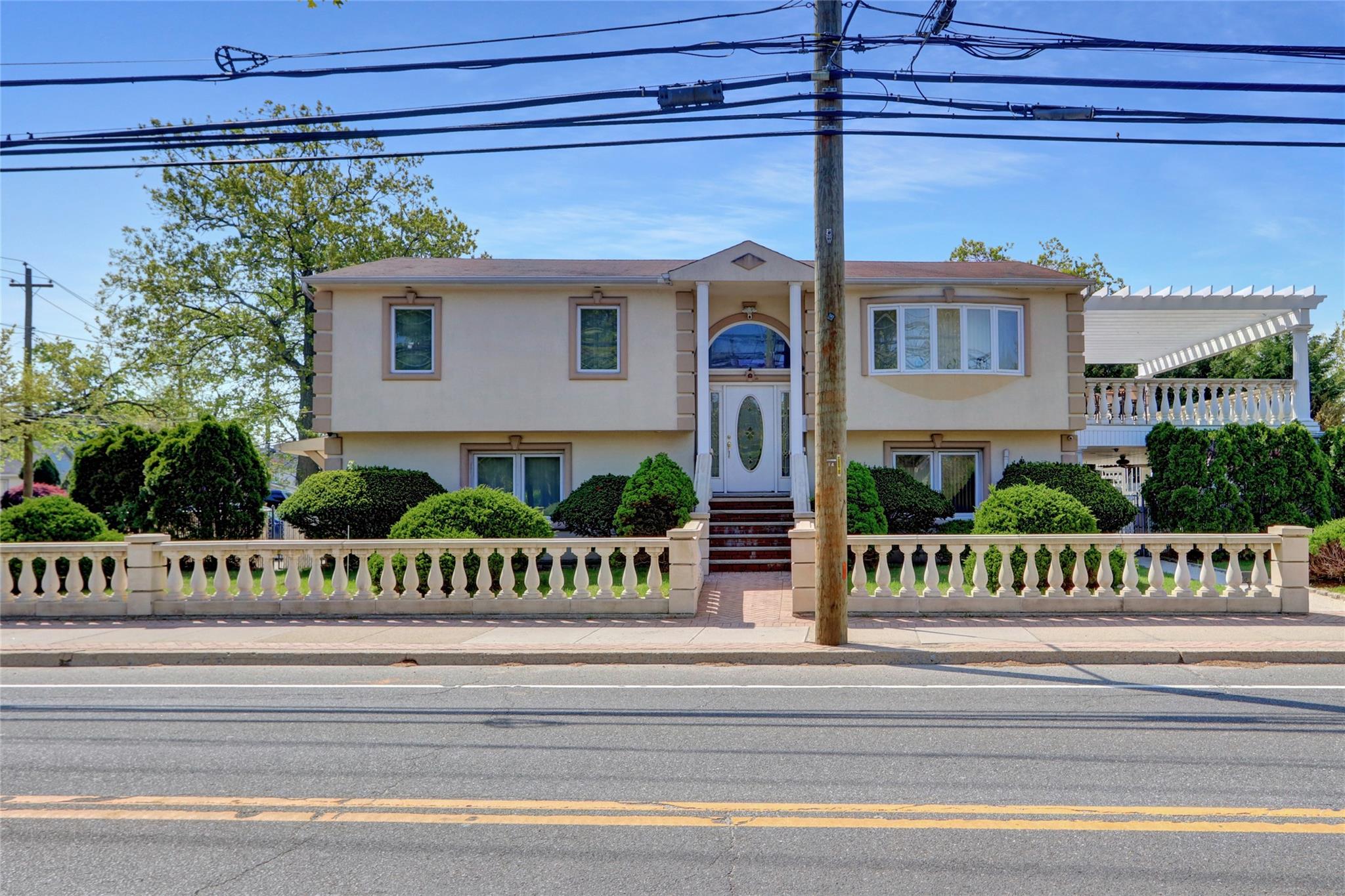 #1 photo, 330 Bayville Avenue, 長島 Bayville , NY 11709