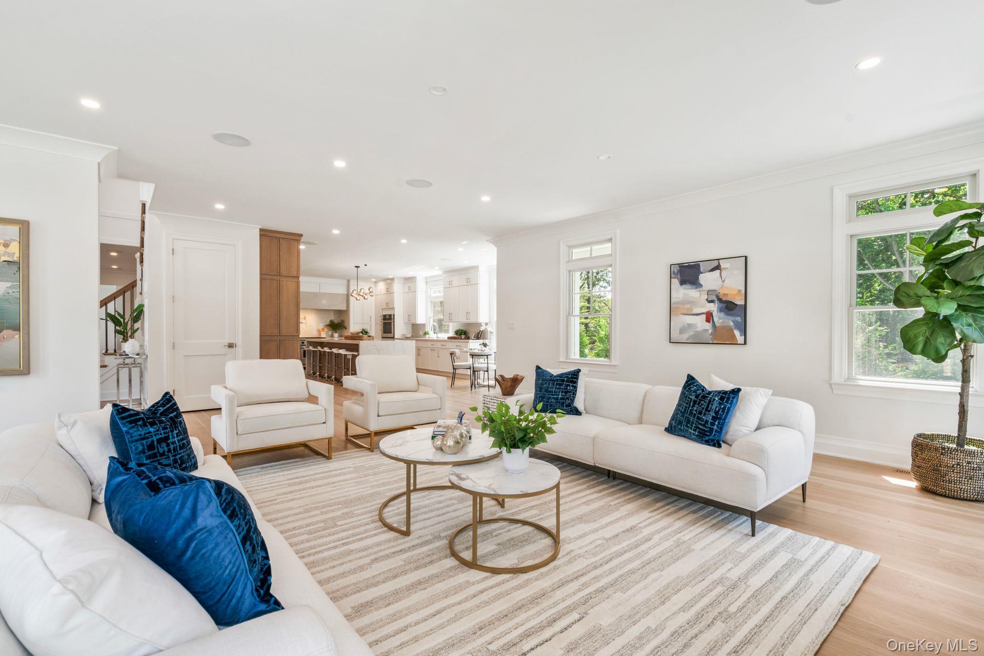 #10 photo, 10 Threepence Drive, Melville , NY 11747