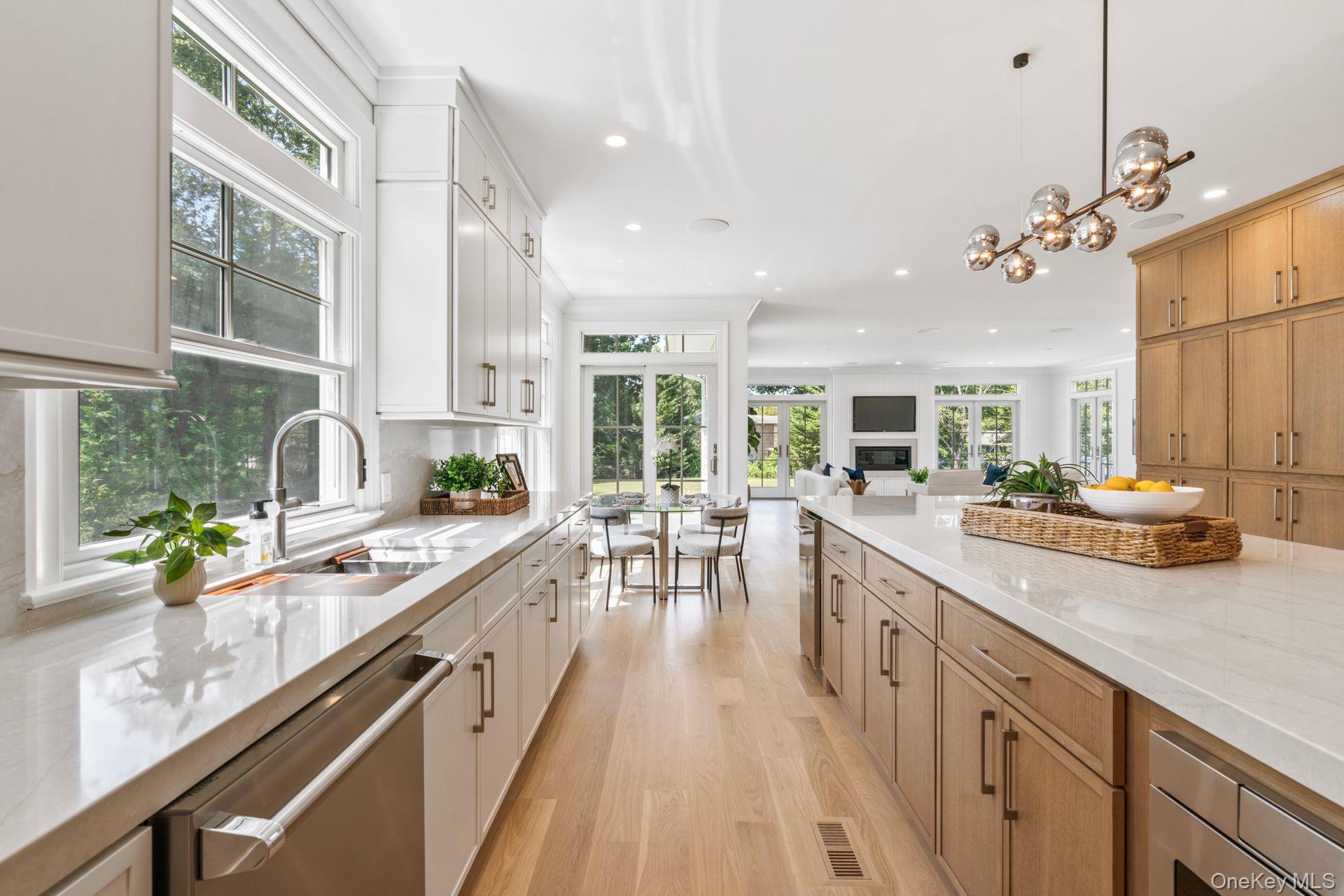 #13 photo, 10 Threepence Drive, Melville , NY 11747