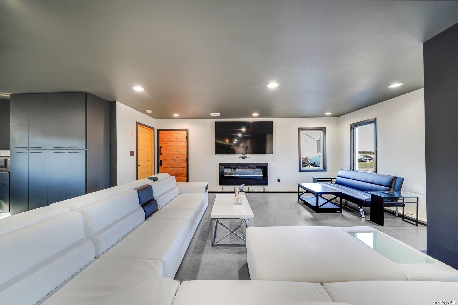 #13 photo, 110 Schooner Lane, サフォーク郡 Copiague , NY 11726