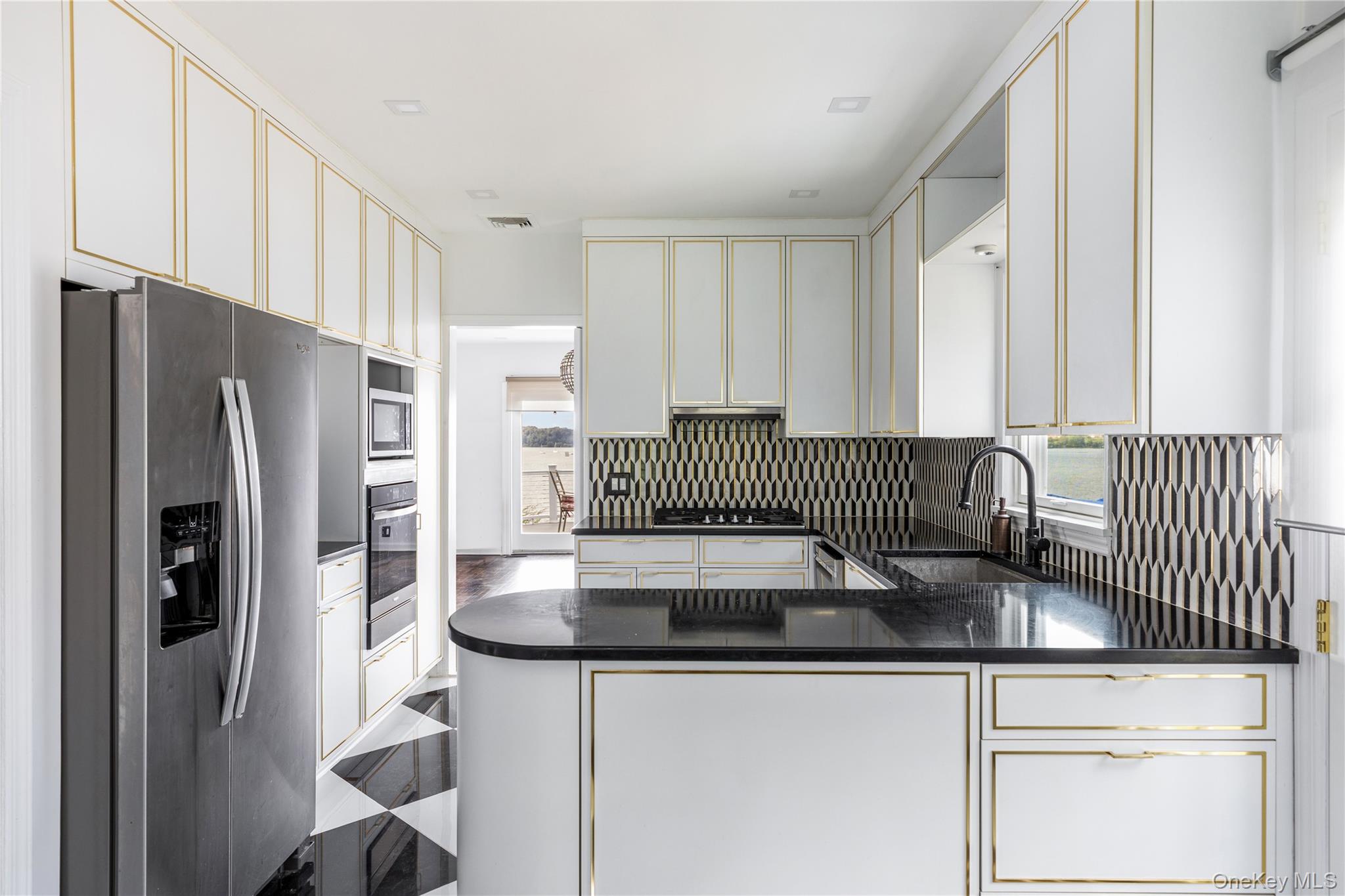 #10 photo, 14 Shorecliff Place, ナッソー郡 Great Neck , NY 11023