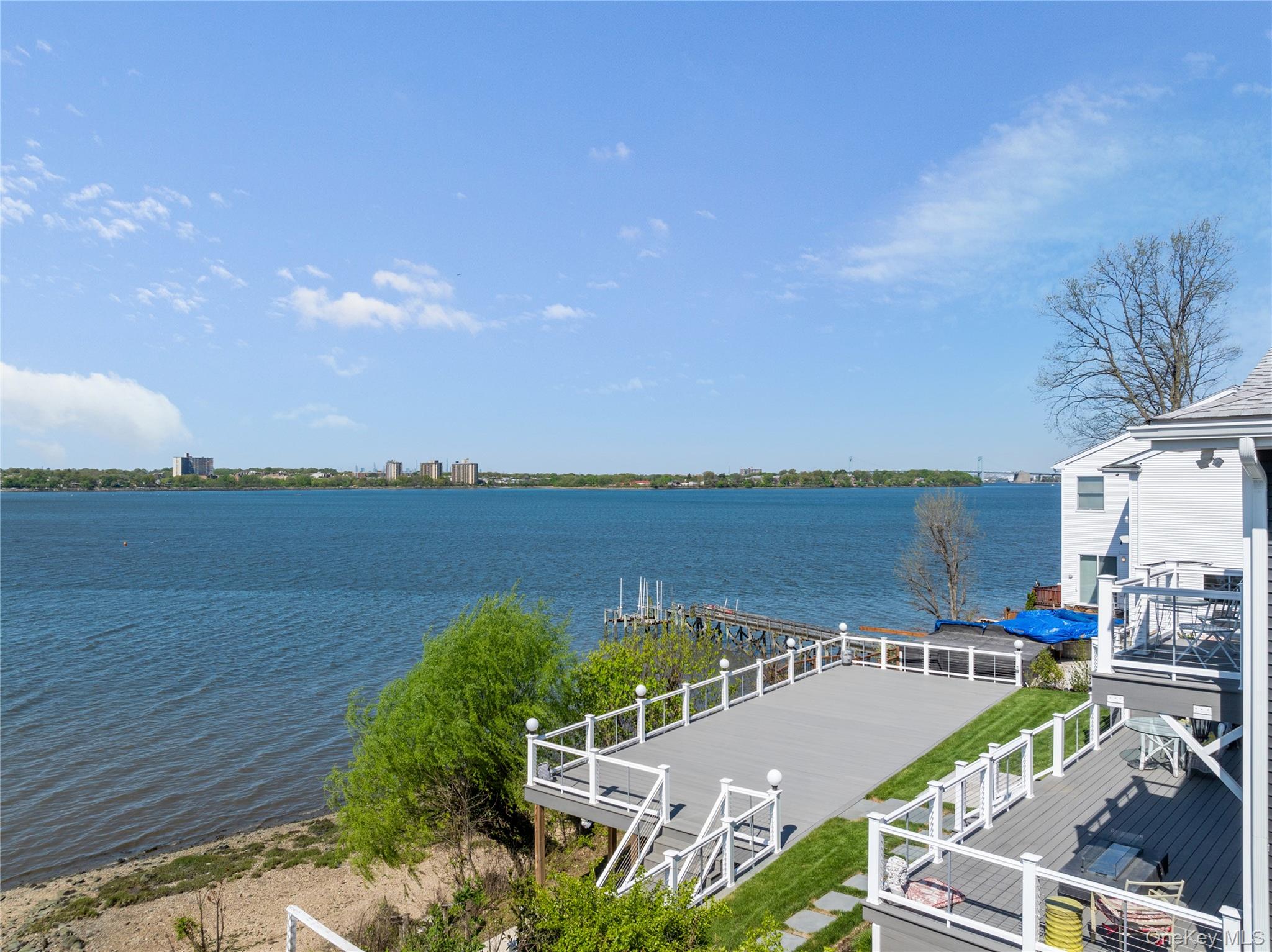 #14 photo, 14 Shorecliff Place, ナッソー郡 Great Neck , NY 11023