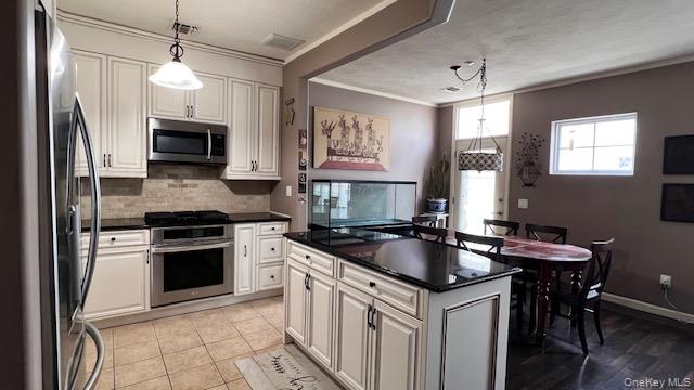 #2 photo, 205 Beach Breeze Place, クイーンズ区 Arverne , NY 11692