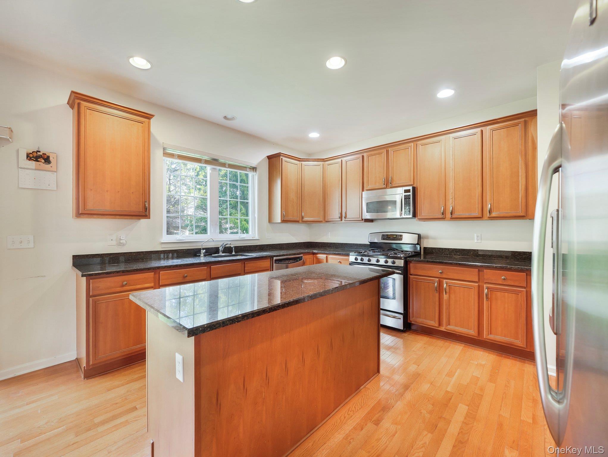 #8 photo, 417 Vassar Place, Fishkill , NY 12524