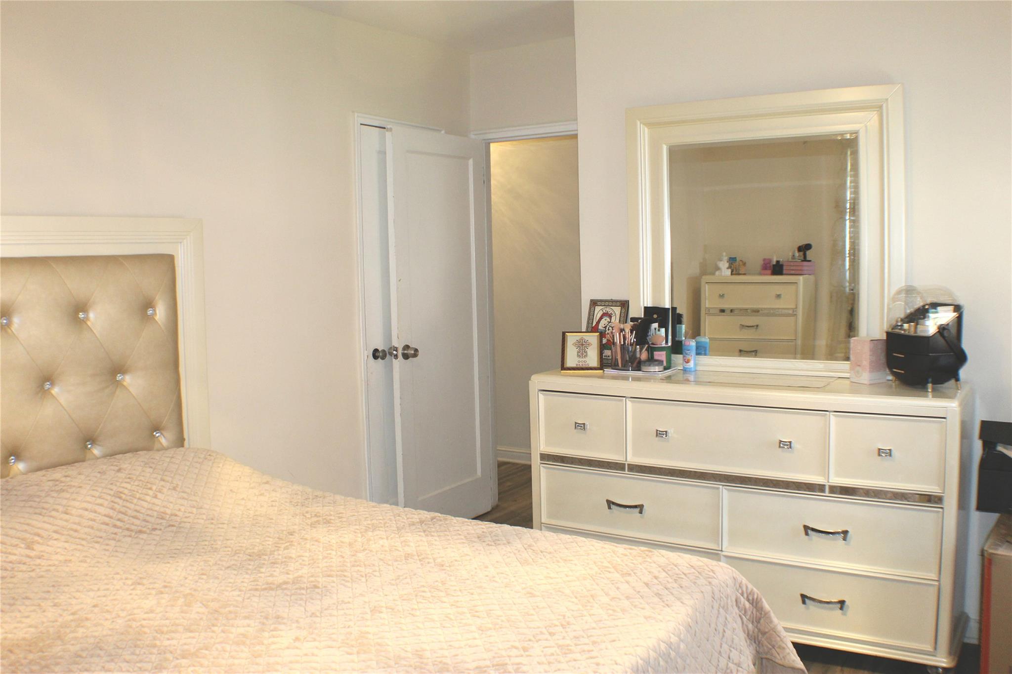 #10 photo, 112-24 Northern Boulevard, クイーンズ区 Corona , NY 11368