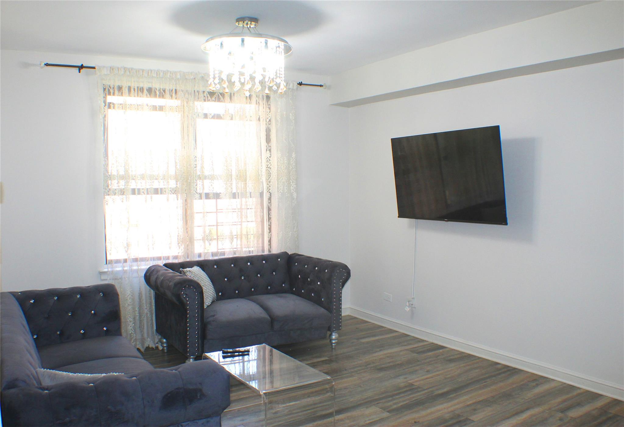 #5 photo, 112-24 Northern Boulevard, クイーンズ区 Corona , NY 11368