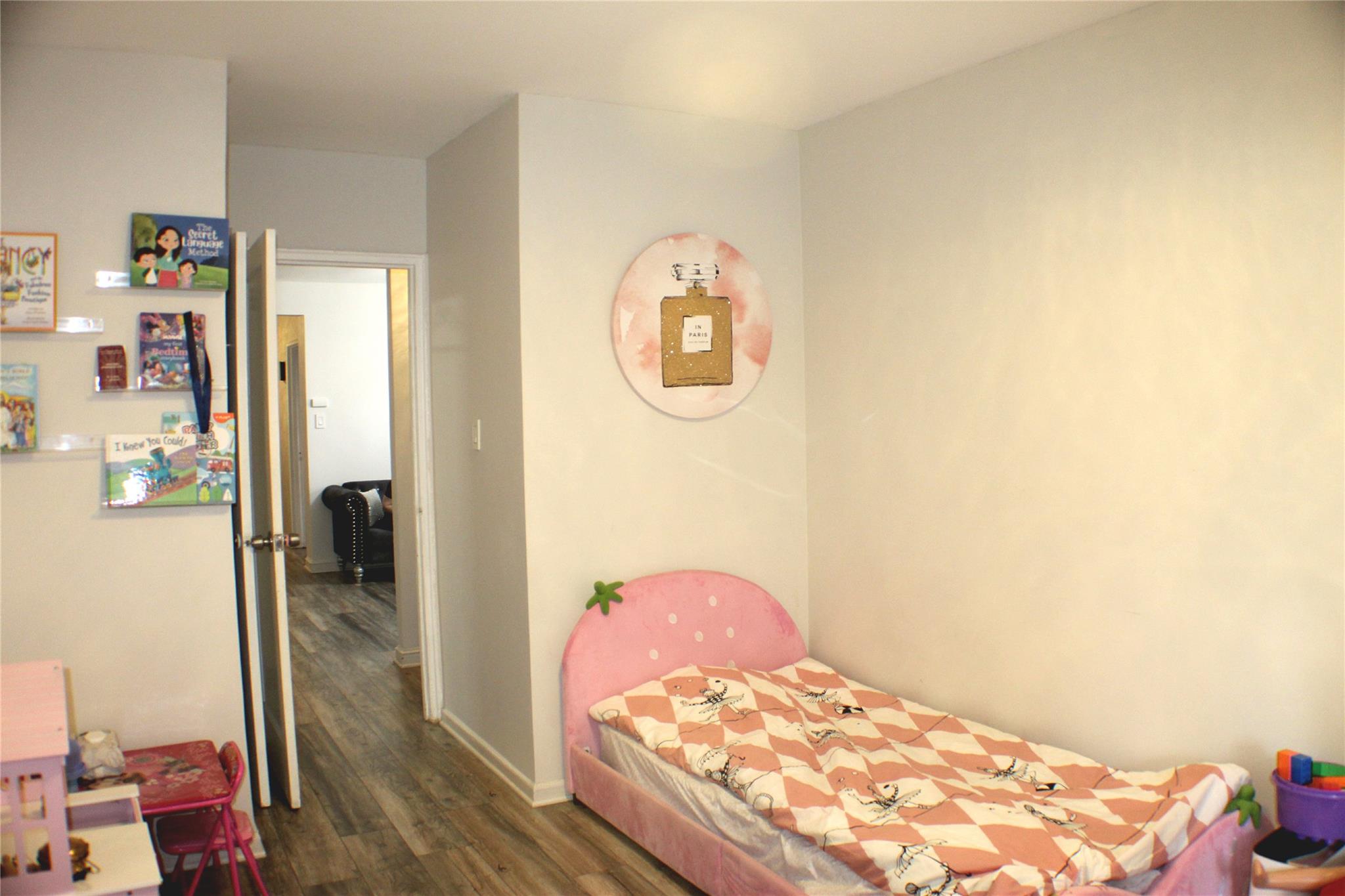 #7 photo, 112-24 Northern Boulevard, クイーンズ区 Corona , NY 11368