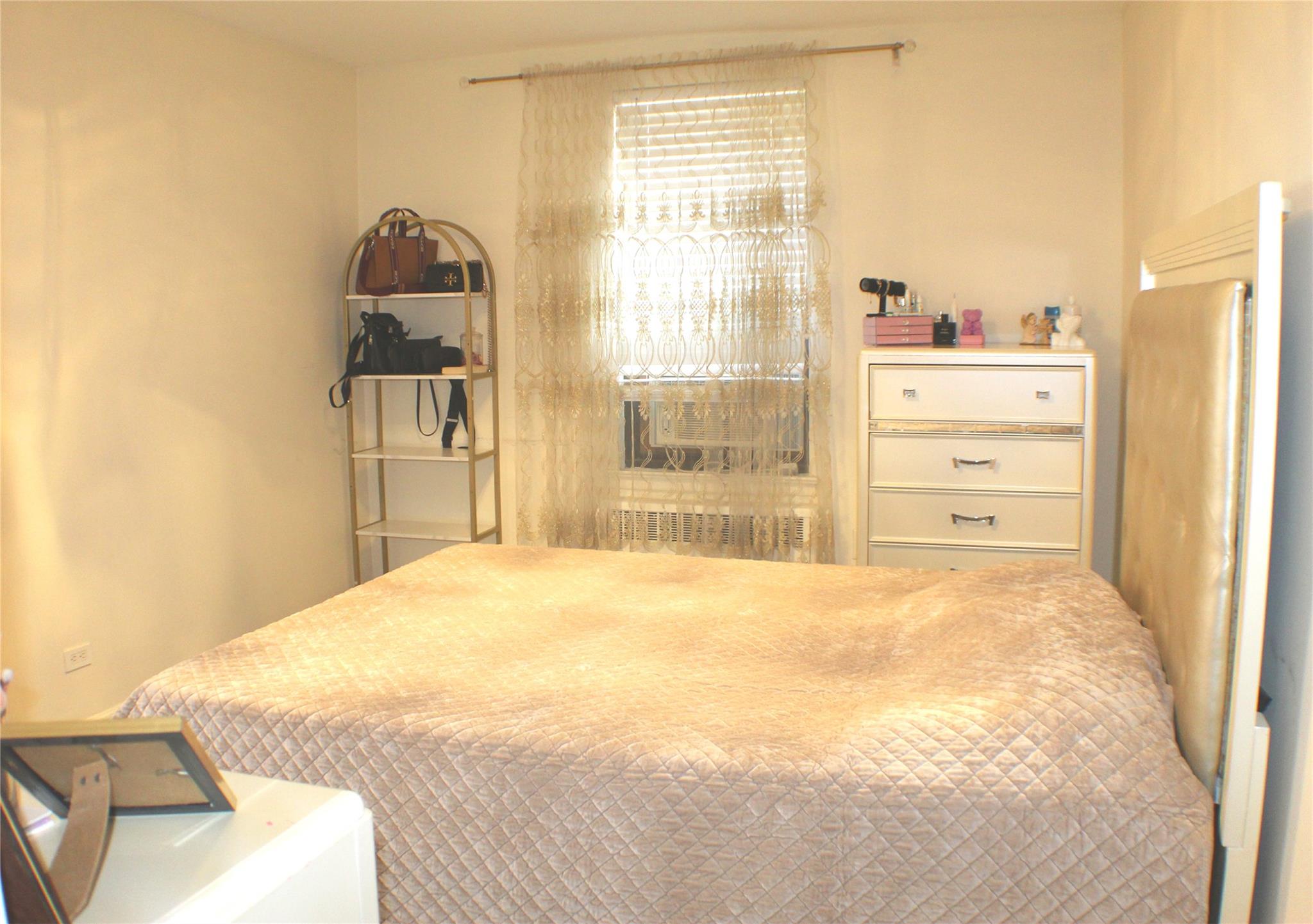 #9 photo, 112-24 Northern Boulevard, クイーンズ区 Corona , NY 11368