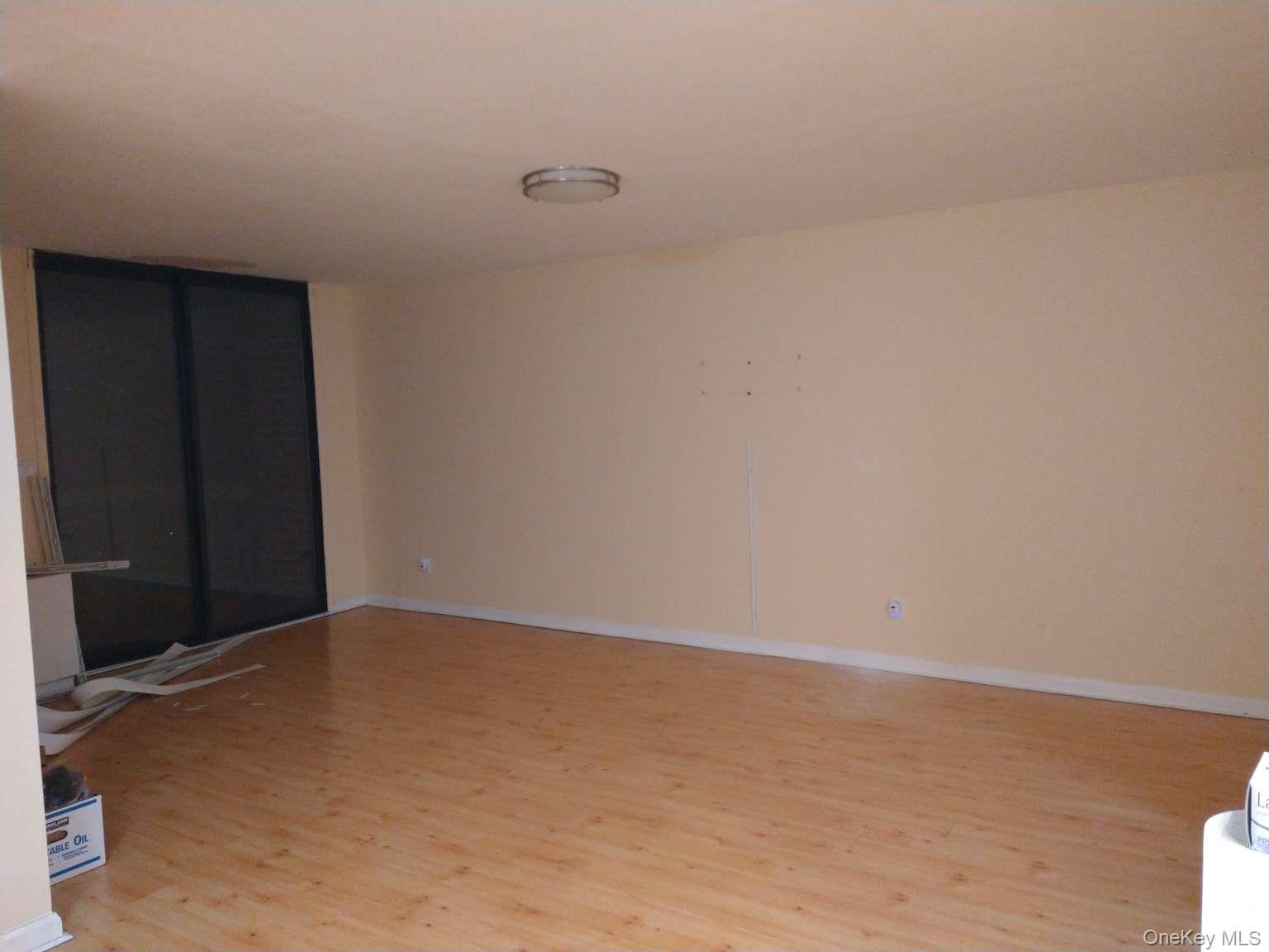 #5 photo, 7118 164th Street, クイーンズ区 Fresh Meadows , NY 11365