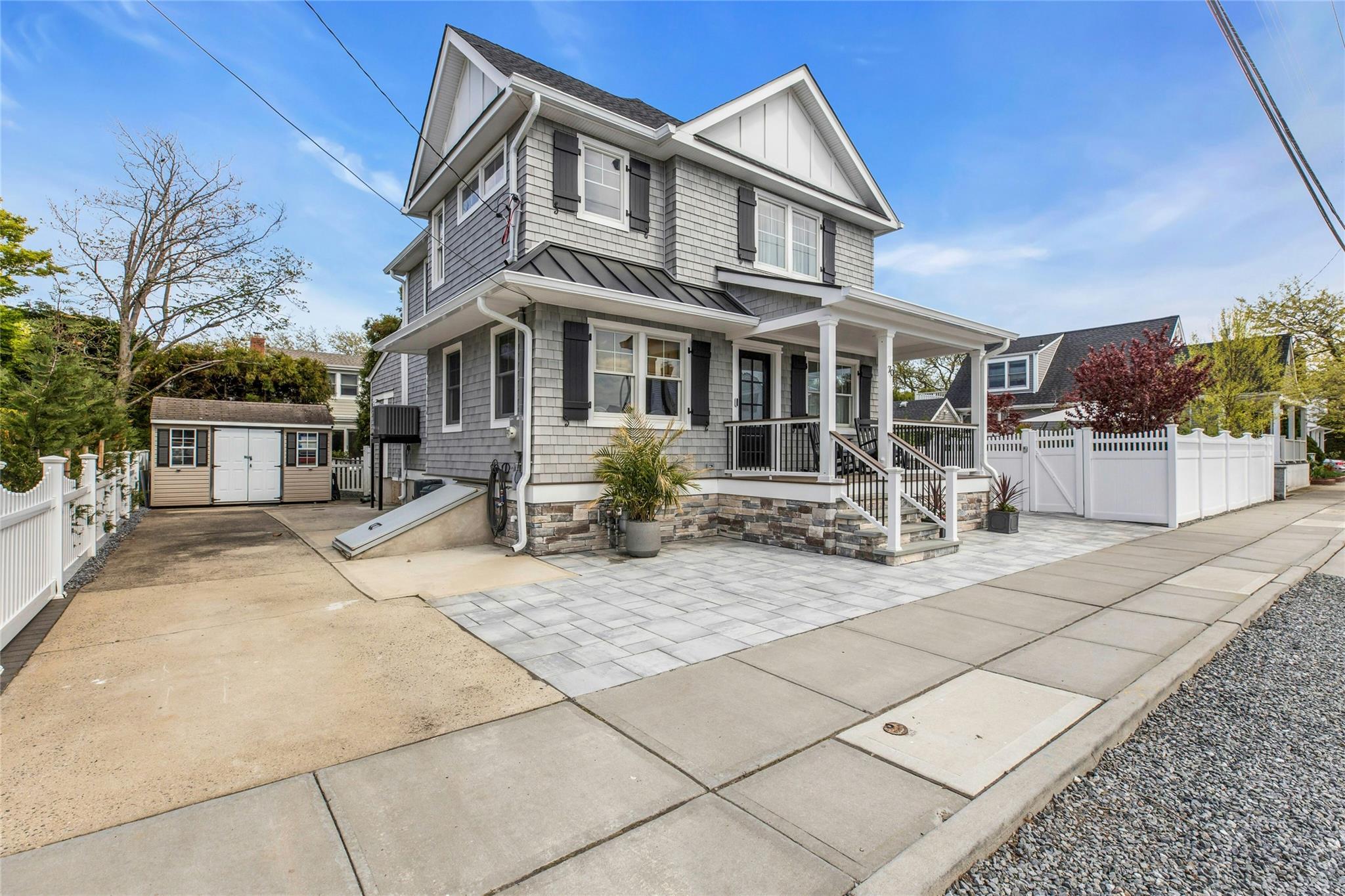 #2 photo, 70 Inwood Avenue, ナッソー郡 Point Lookout , NY 11569