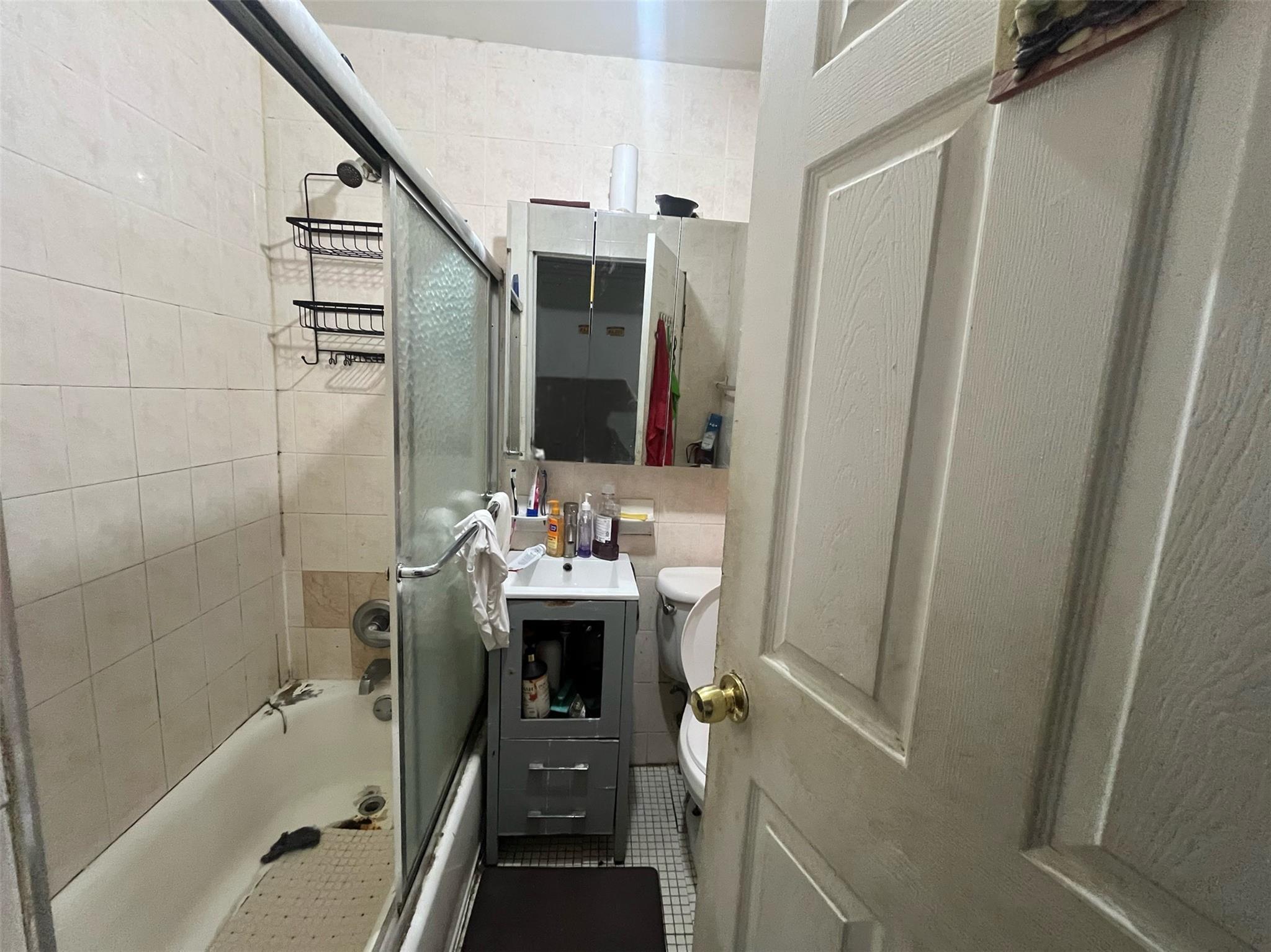 #9 photo, 2045 121st Street, 皇后區 大學點 College Point , NY 11356