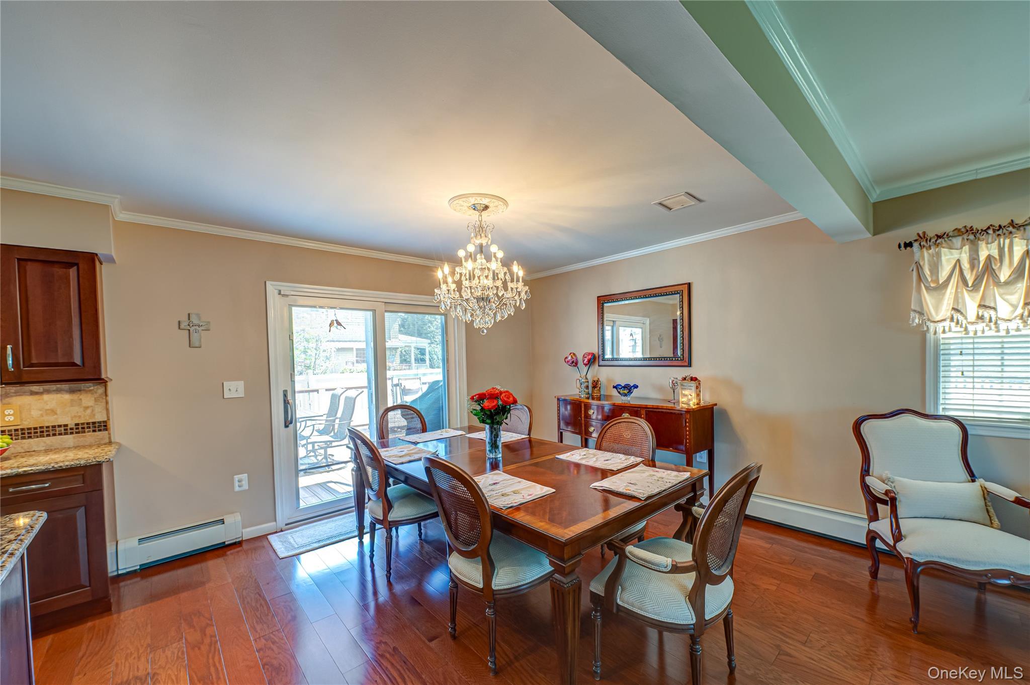 #5 photo, 20 Bayview Road, サフォーク郡 Amityville , NY 11701