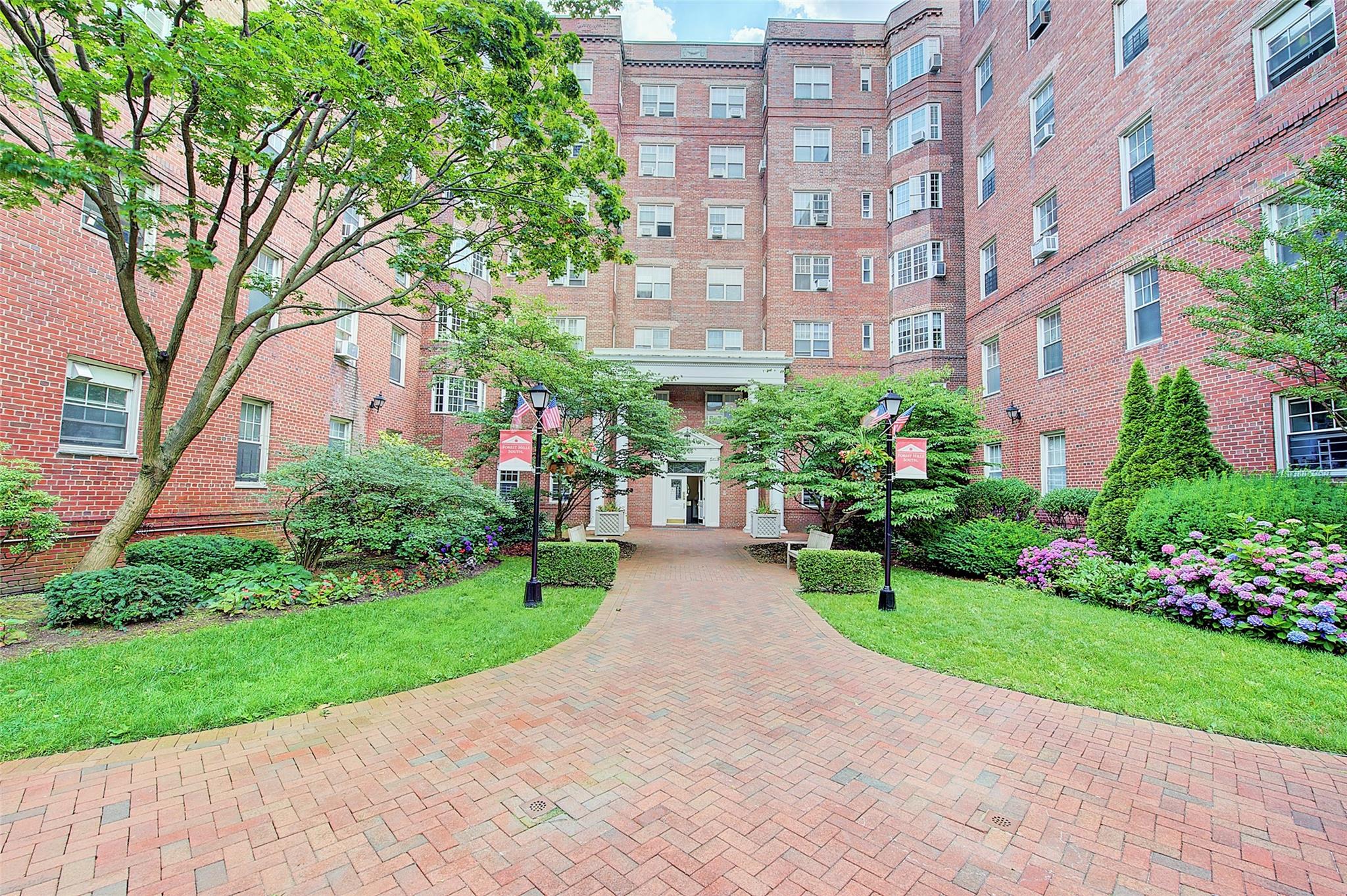 #1 photo, 76-36 113th Street, Forest Hills , NY 11375