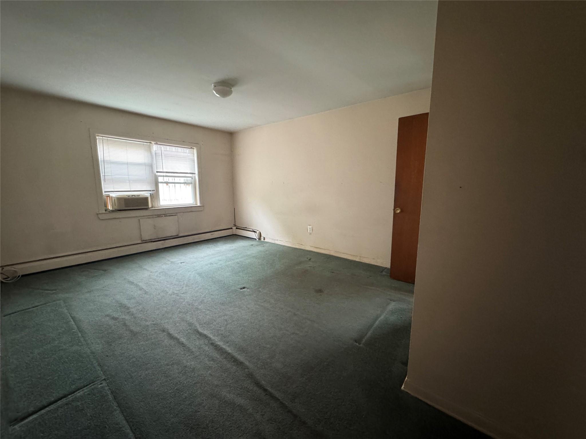 #9 photo, 87-66 52 Avenue, Elmhurst , NY 11373