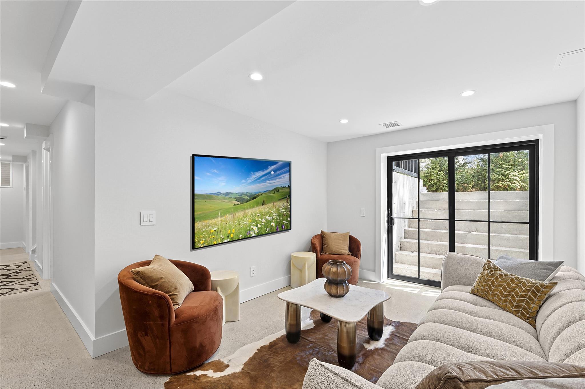 #11 photo, 20 Boatheaders Lane, East Hampton , NY 11937