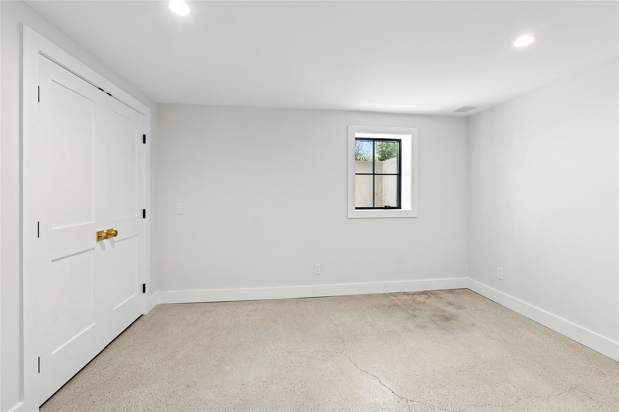 #13 photo, 20 Boatheaders Lane, East Hampton , NY 11937