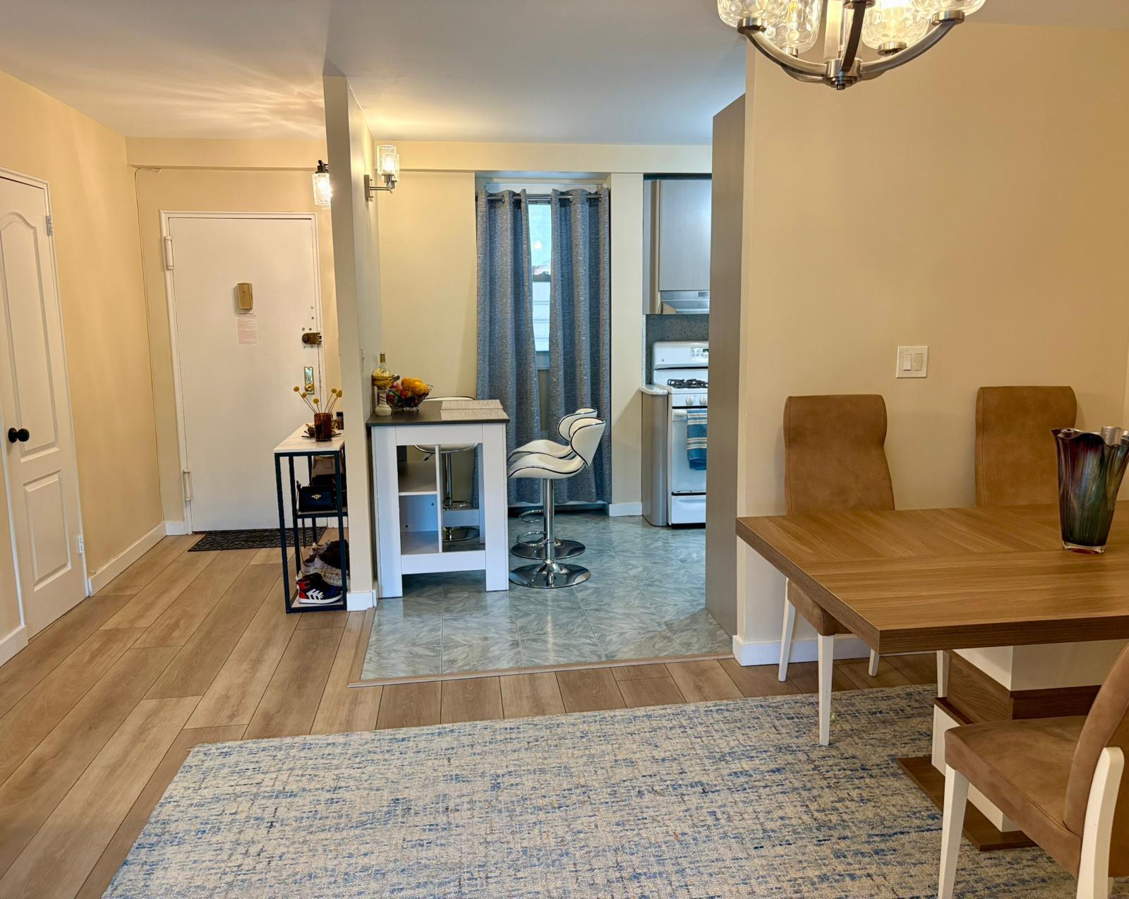 #2 photo, 98-05 63 Road, クイーンズ区 Rego Park , NY 11374