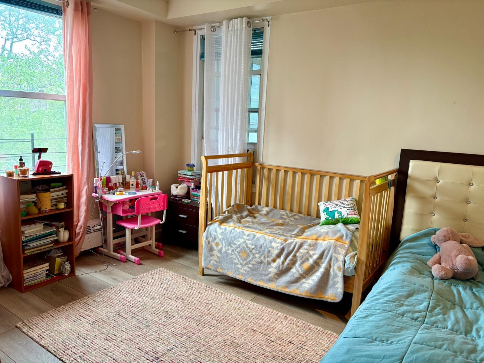 #5 photo, 98-05 63 Road, クイーンズ区 Rego Park , NY 11374