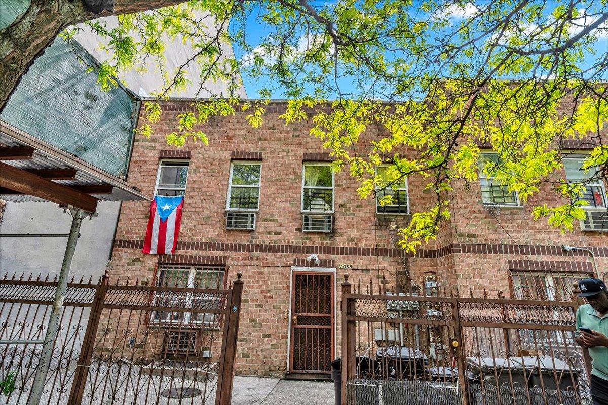 #10 photo, 1068 Woodycrest Avenue, ブロンクス区 Bronx , NY 10452