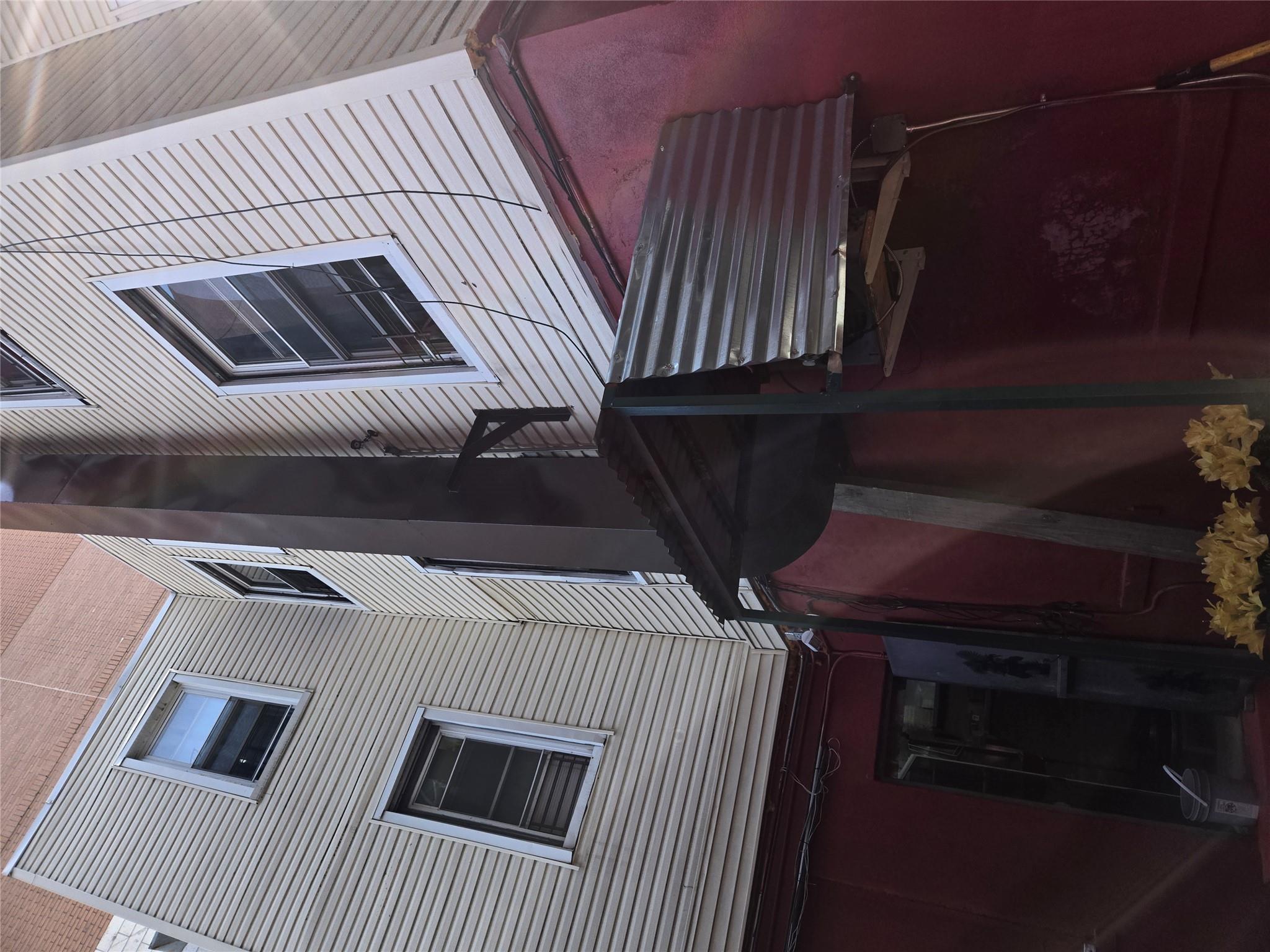 #12 photo, 1967 Washington Avenue, ブロンクス区 Bronx , NY 10457