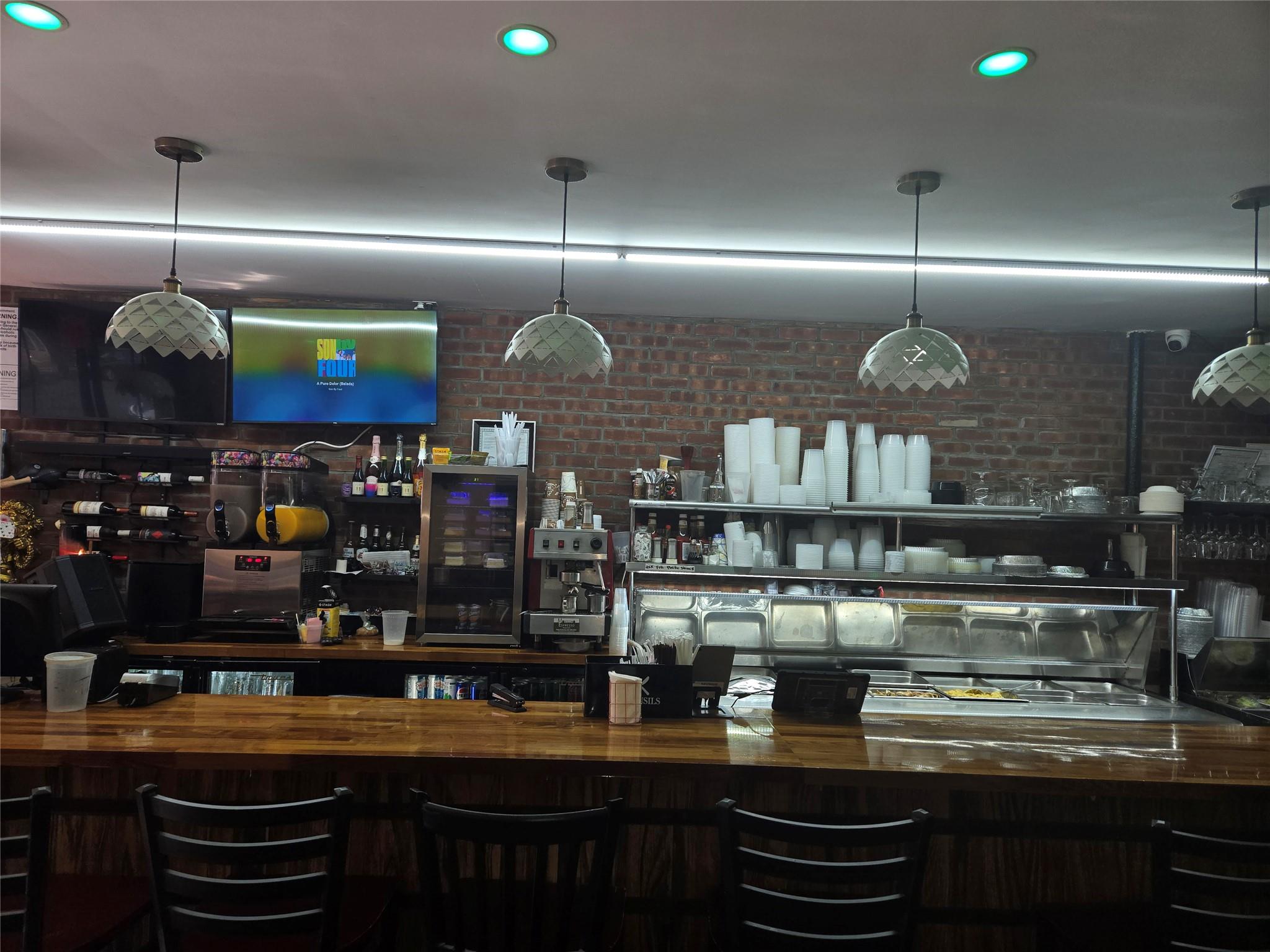 #8 photo, 1967 Washington Avenue, ブロンクス区 Bronx , NY 10457