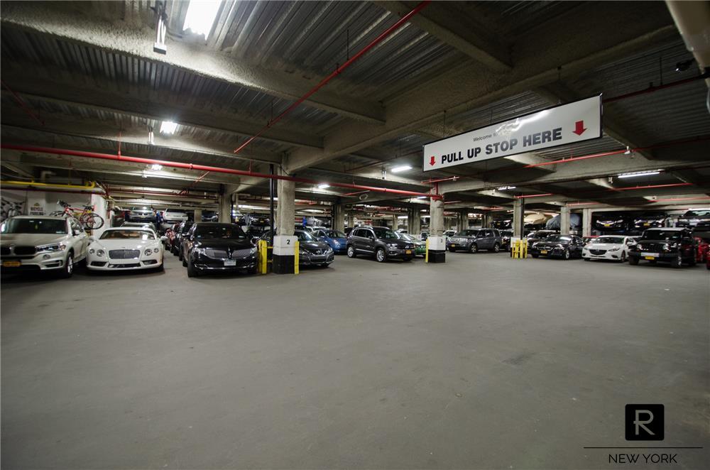 #20 photo, 300 W 135th Street, マンハッタン West Harlem , NY 10030