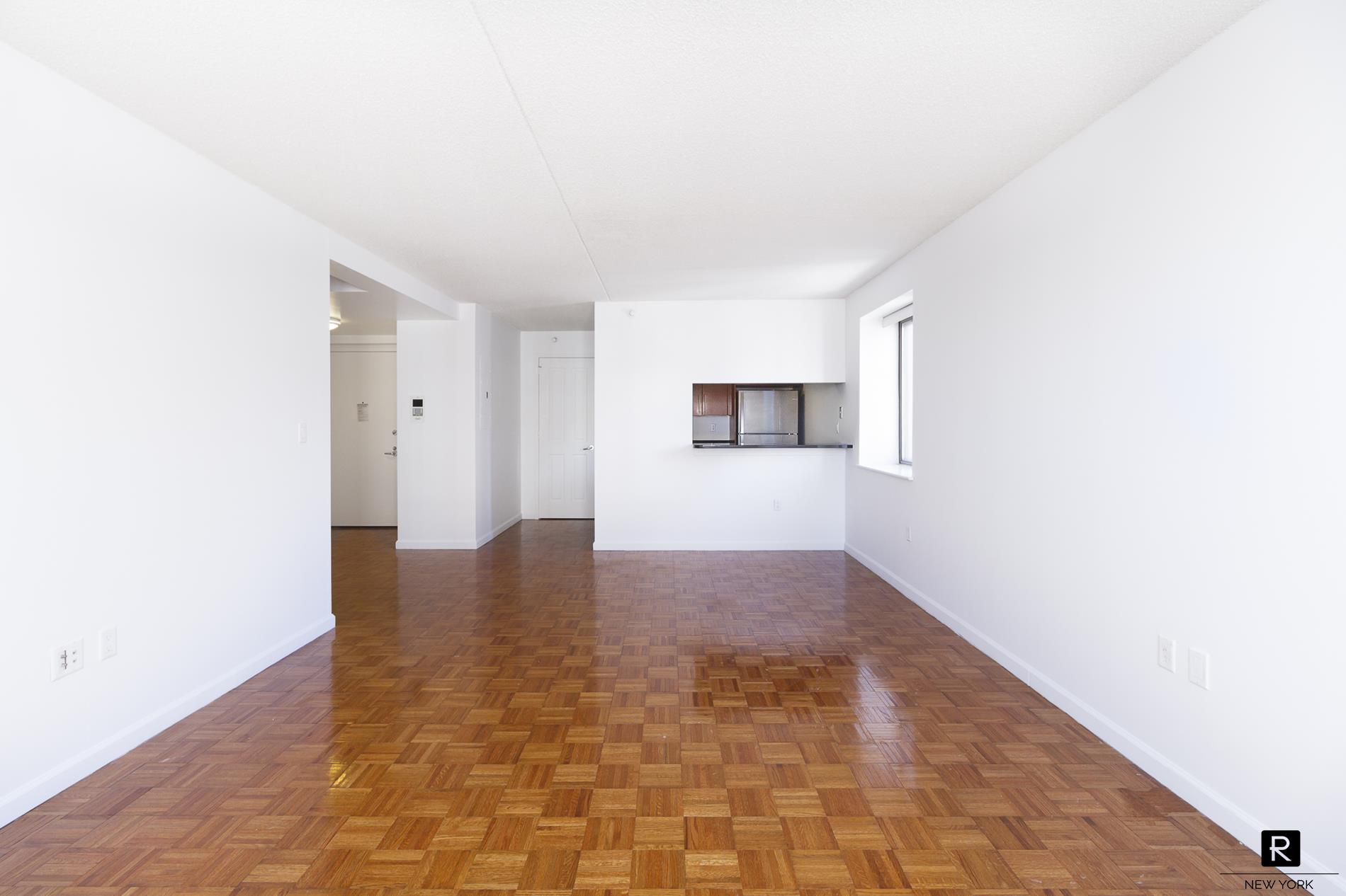 #7 photo, 300 W 135th Street, マンハッタン West Harlem , NY 10030