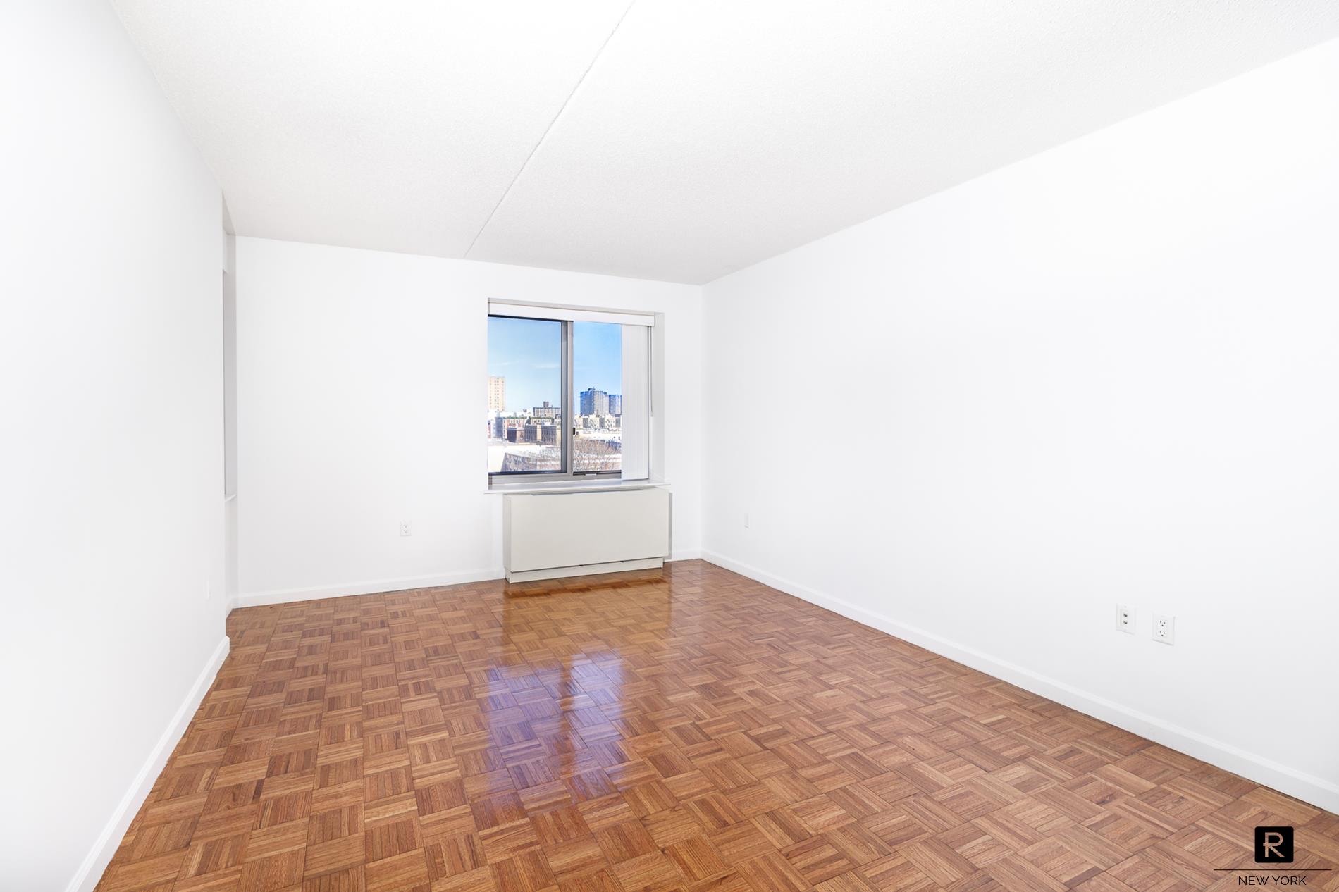 #9 photo, 300 W 135th Street, マンハッタン West Harlem , NY 10030