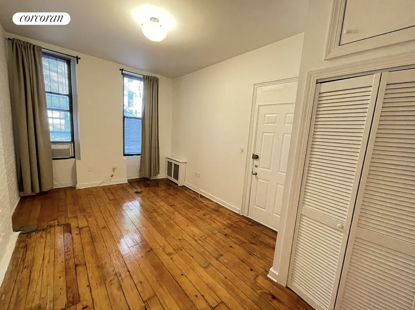 #1 photo, 320 W 47TH Street, Hells Kitchen , NY 10036