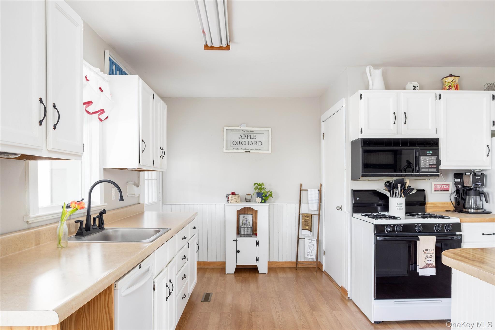 #4 photo, 416 West Street, サフォーク郡 Greenport , NY 11944