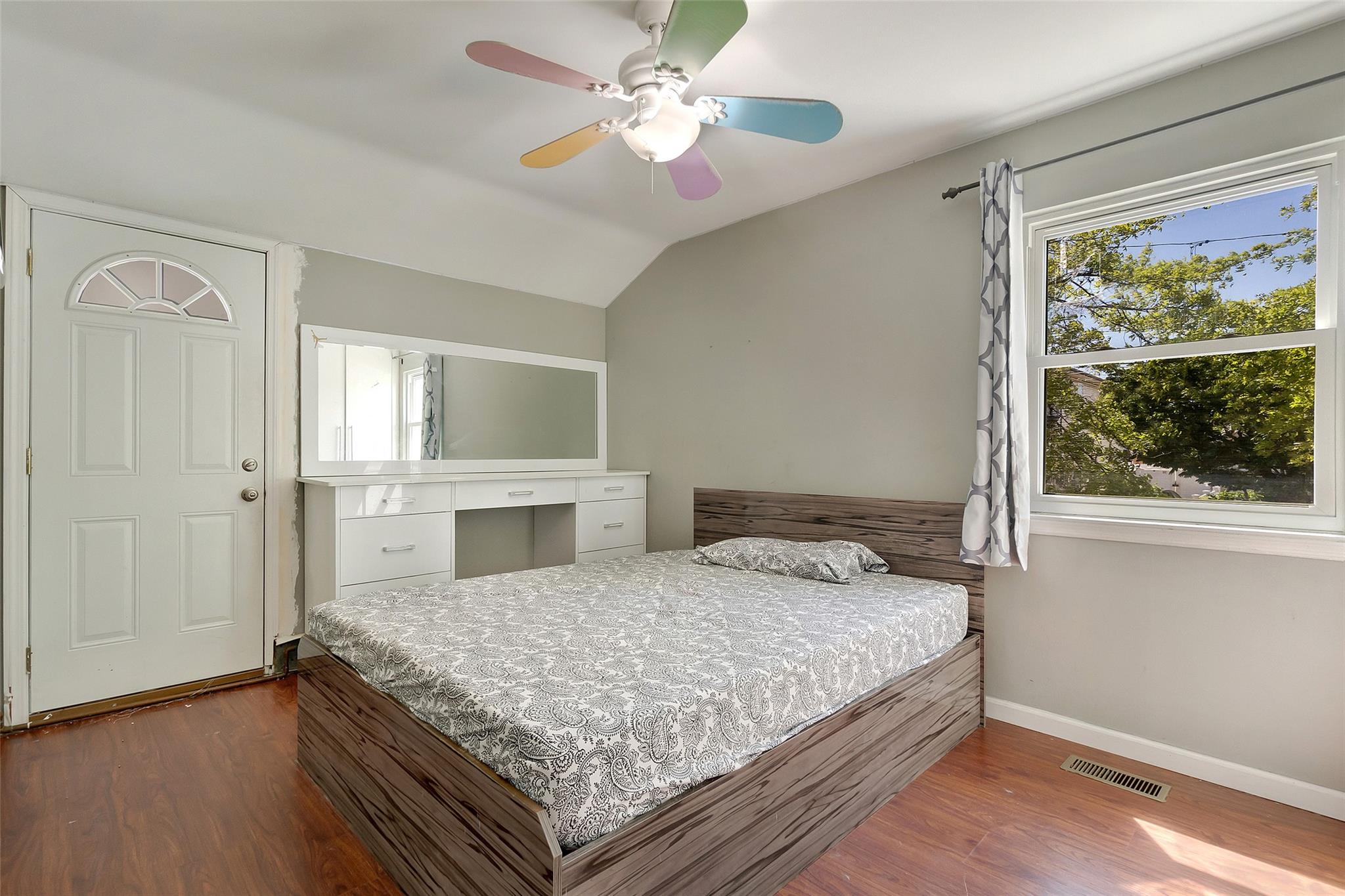 #13 photo, 6235 Burchell Road, クイーンズ区 Arverne , NY 11692