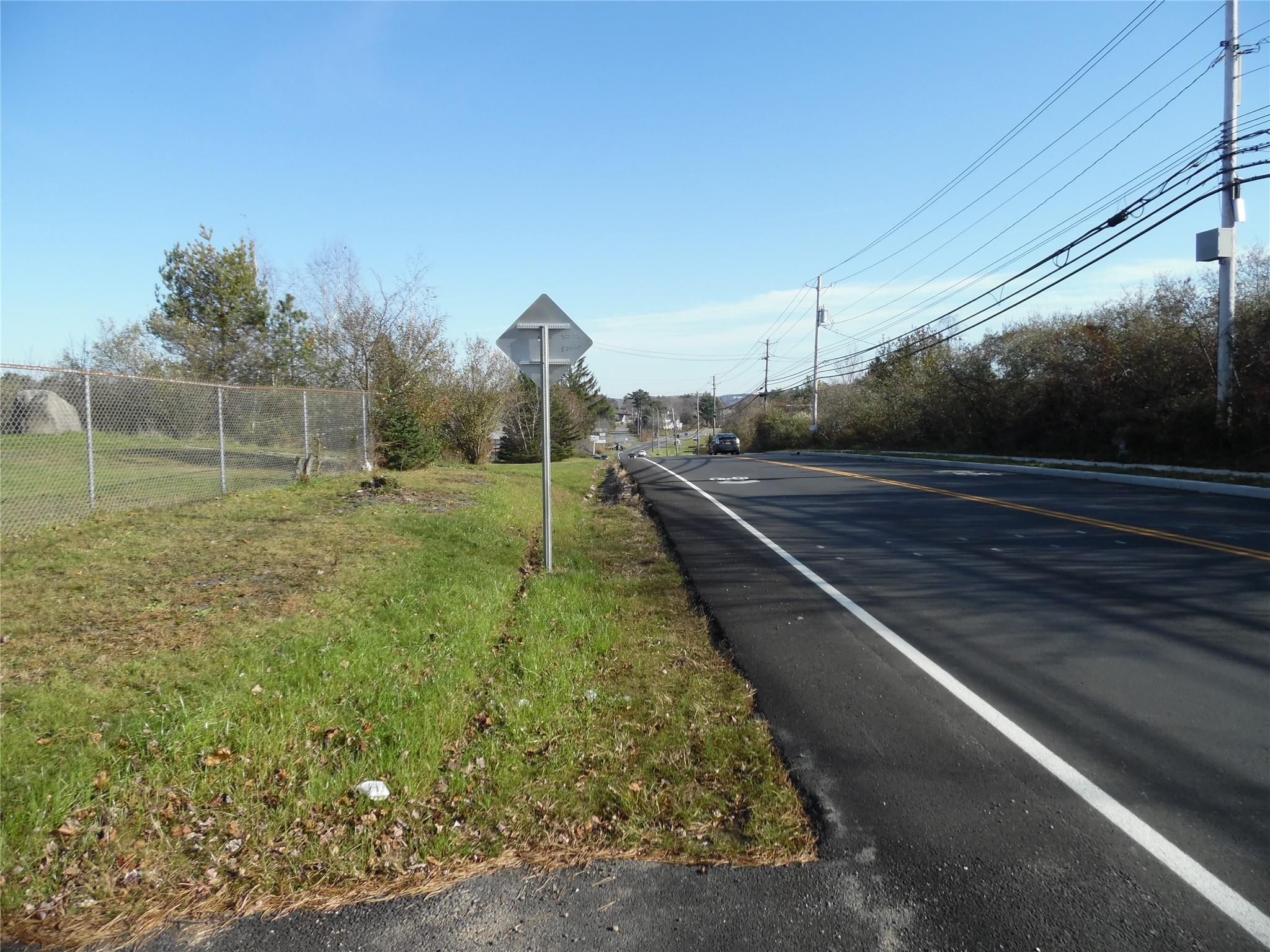 #7 photo, 128 E Broadway, Monticello , NY 12701